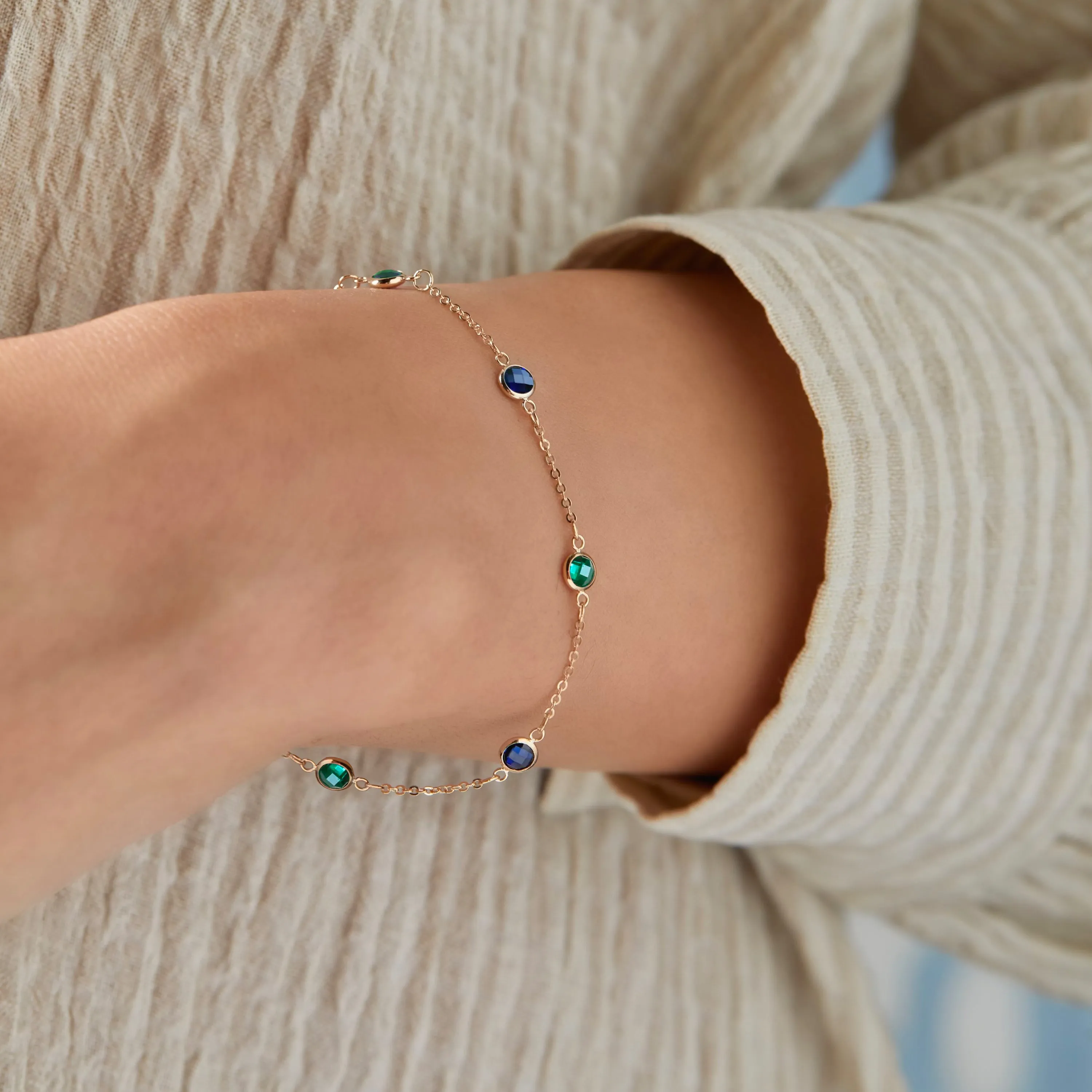 Terra 7 Stone Bracelet in 14k Gold sold by Haverhill product image thumbnail 3