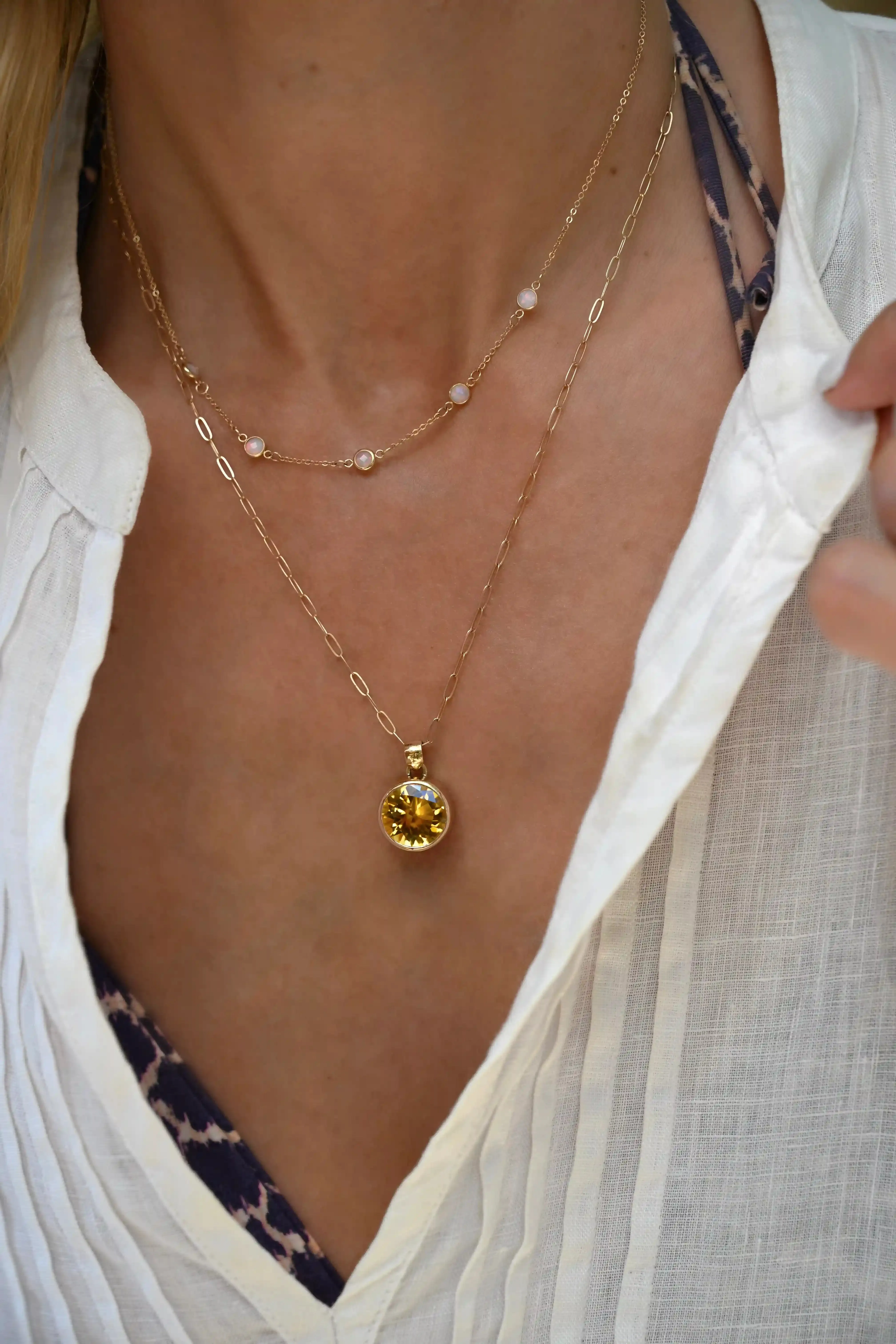 Jamestown Birthstone Pendant in 14k Gold sold by Haverhill product image thumbnail 2