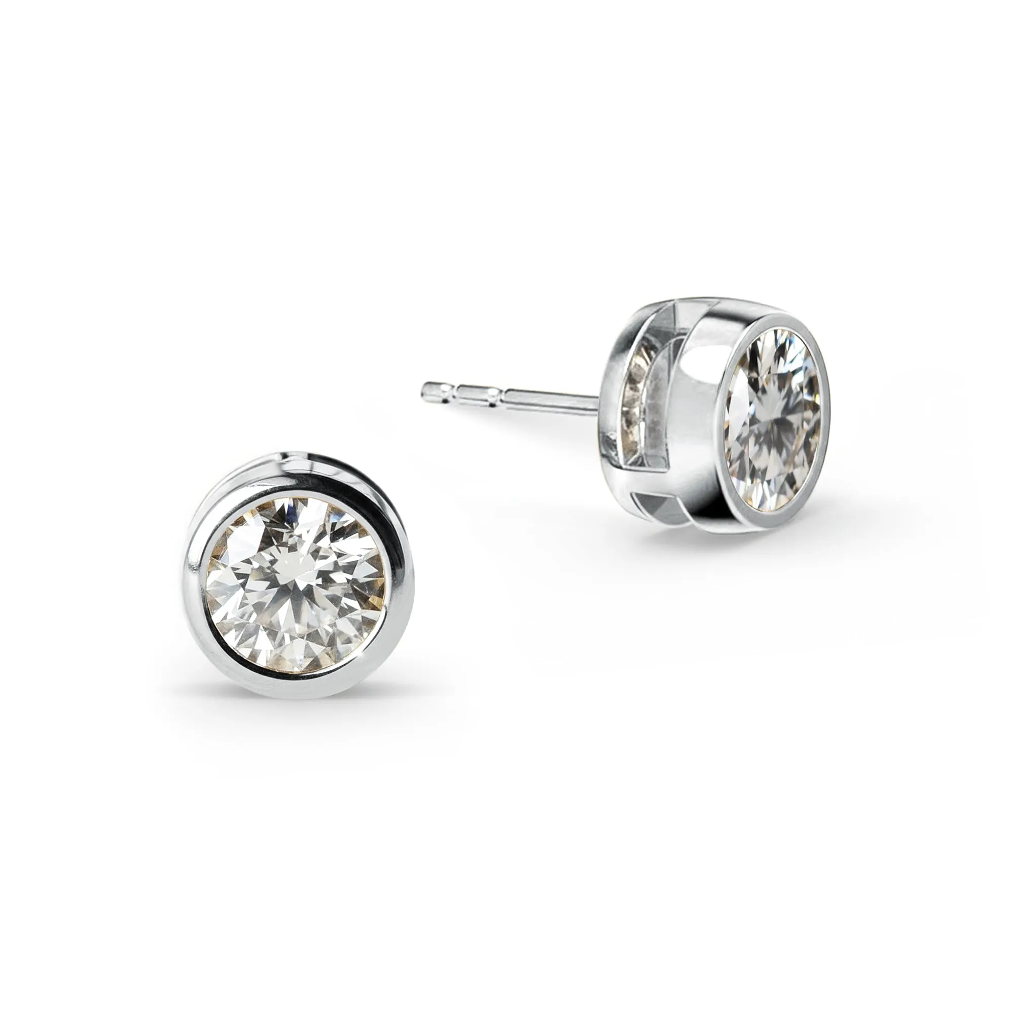 Jamestown White Topaz Stud Earrings in 14k Gold (April) sold by Haverhill product image thumbnail 4