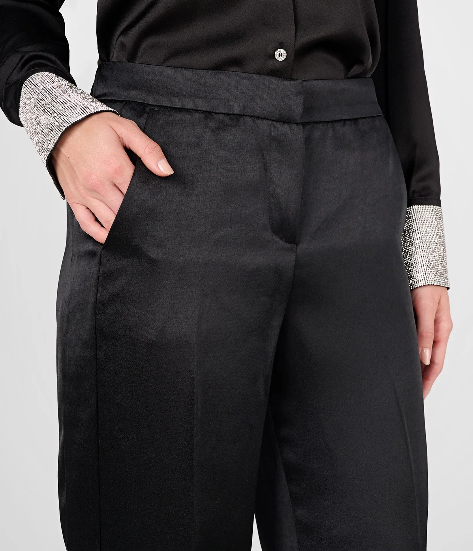 HAMMERED SATIN WIDE LEG PANT sold by Karl Lagerfeld Paris product image thumbnail 3