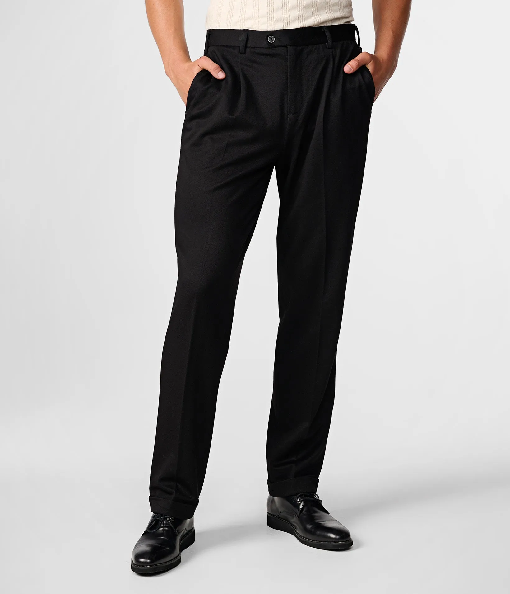 NYLON STRETCH CARGO PANT sold by Karl Lagerfeld Paris product image thumbnail 2