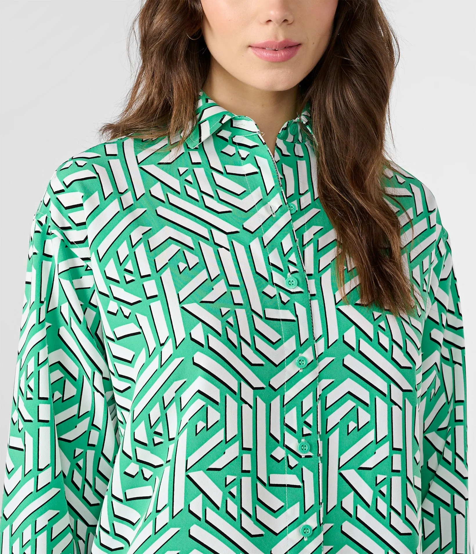 SILKY CREPE BUTTON DOWN BLOUSE sold by Karl Lagerfeld Paris product image thumbnail 3