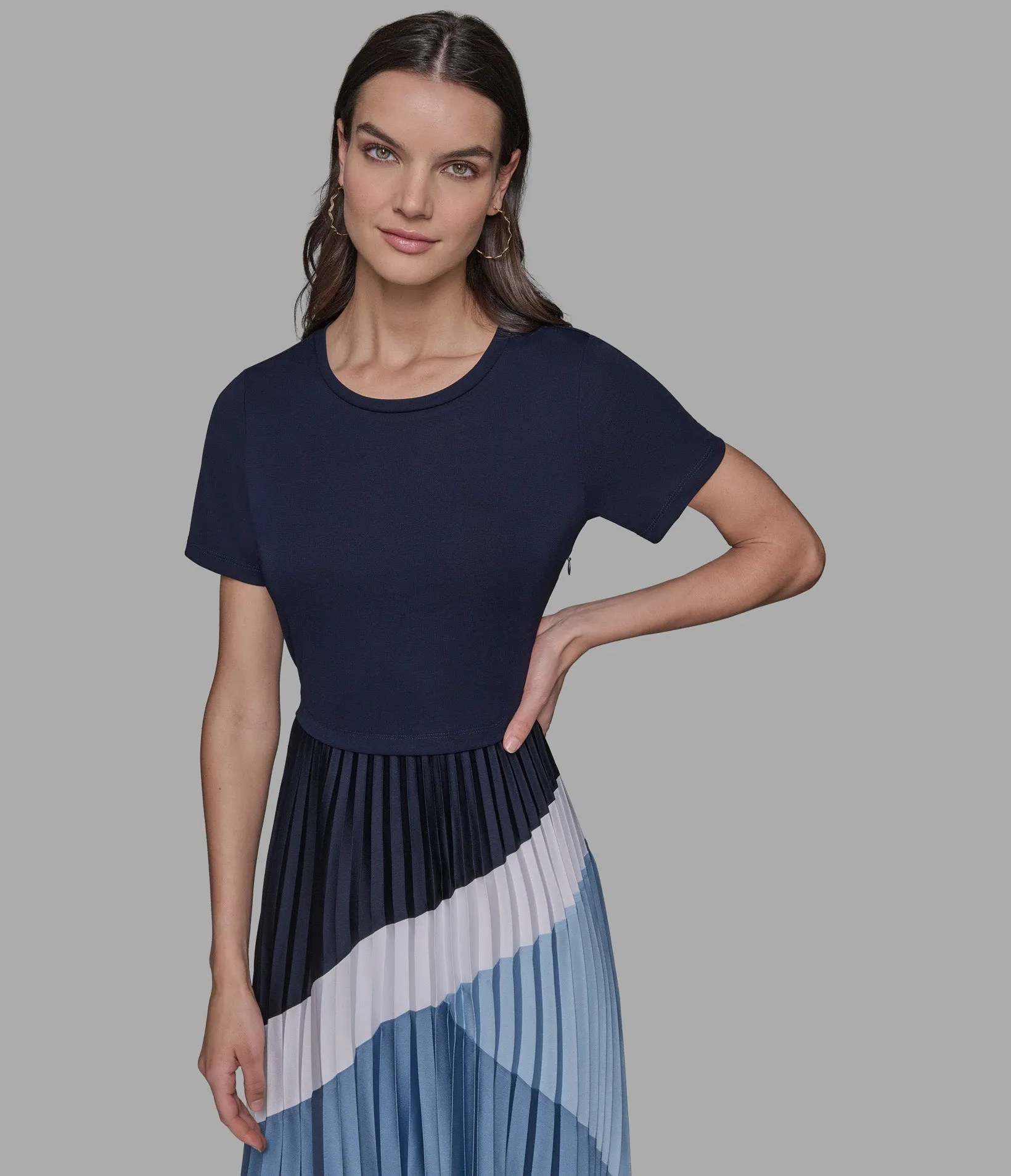 SHORT SLEEVE PLEATED MIDI DRESS sold by Karl Lagerfeld Paris product image thumbnail 4