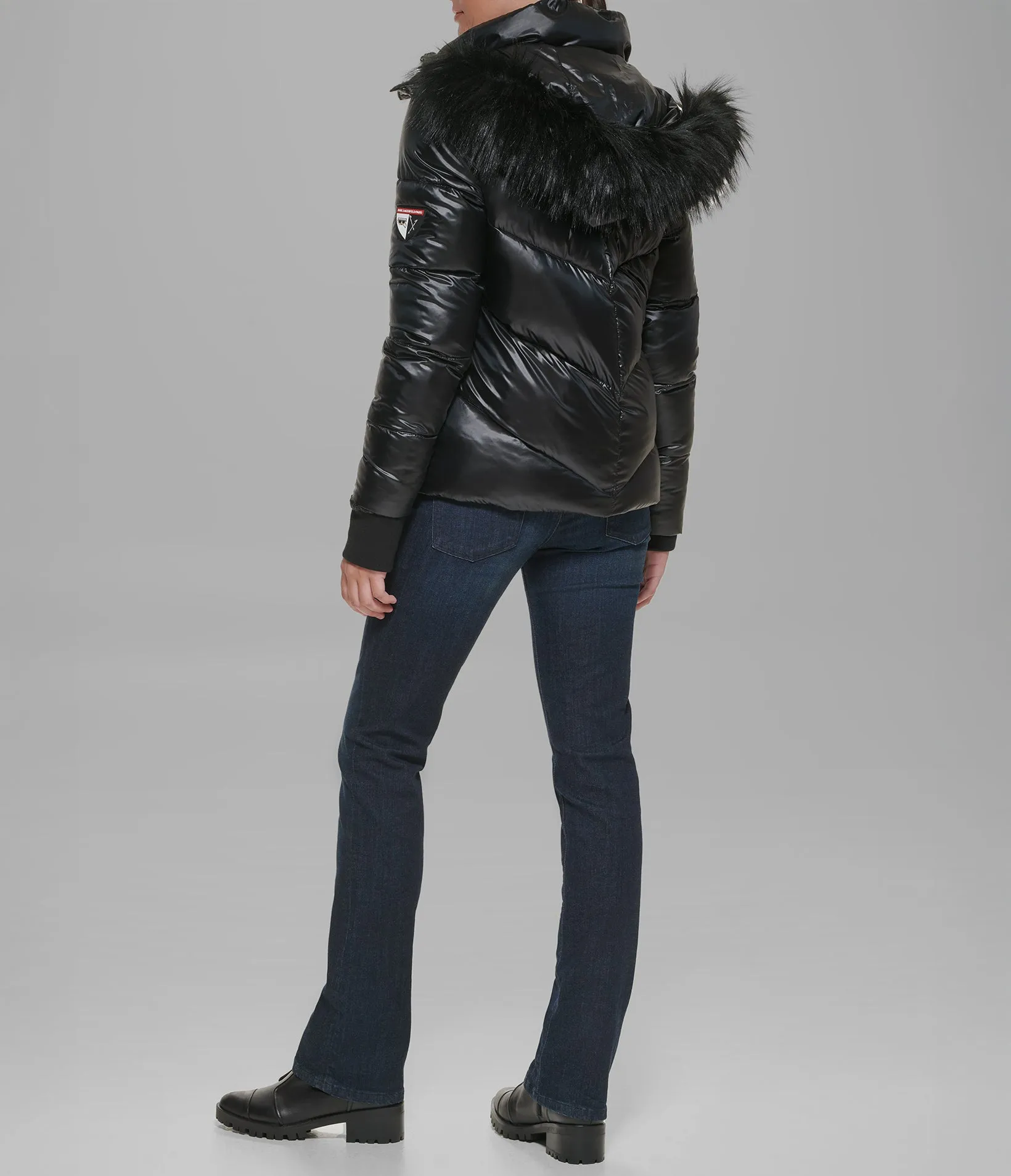 APRES SKI SHORT CHEVRON PUFFER sold by Karl Lagerfeld Paris product image thumbnail 3