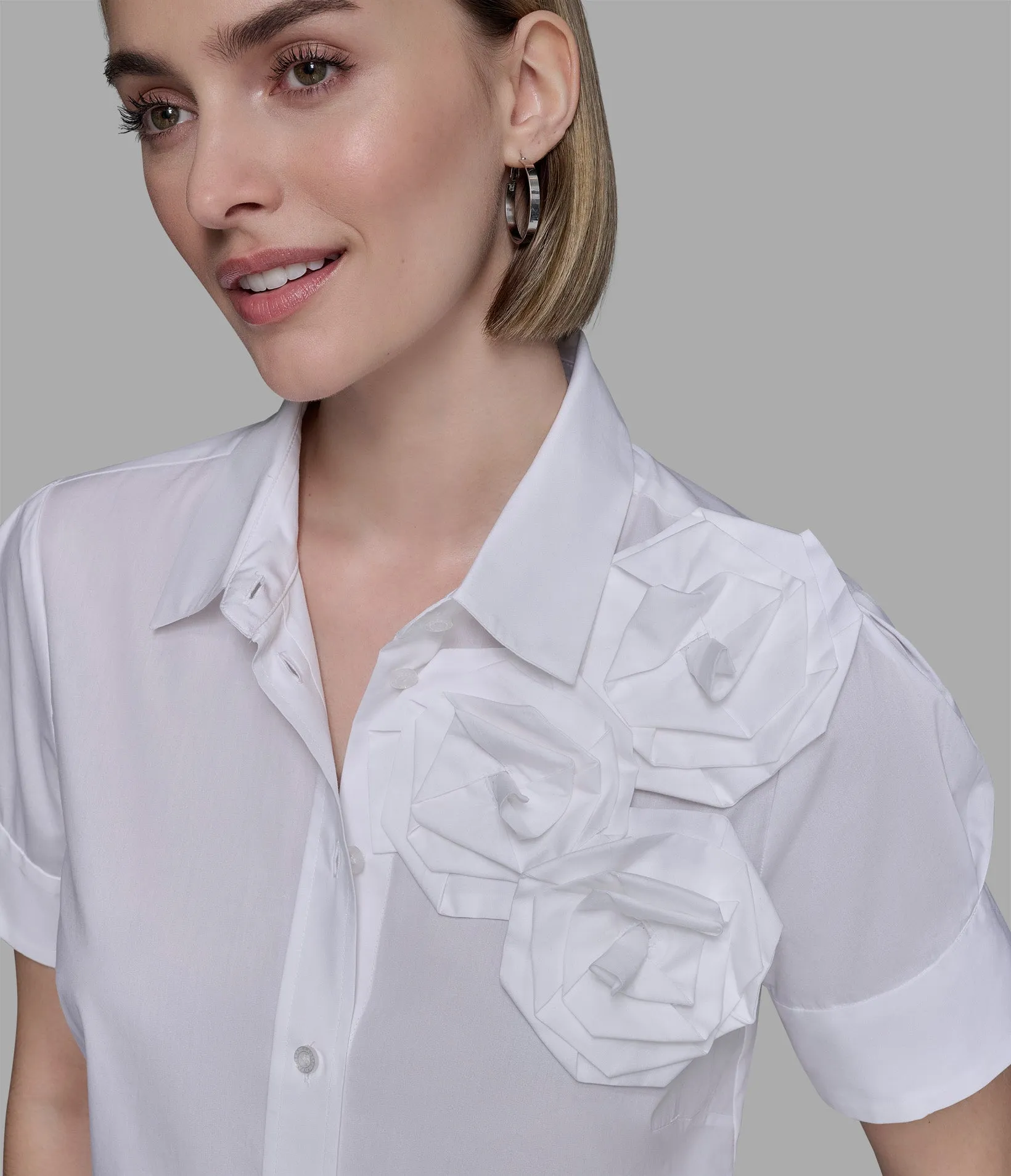 SHORT SLEEVE POPLIN SHIRT WITH FLORAL APPLIQUÉ sold by Karl Lagerfeld Paris product image thumbnail 5