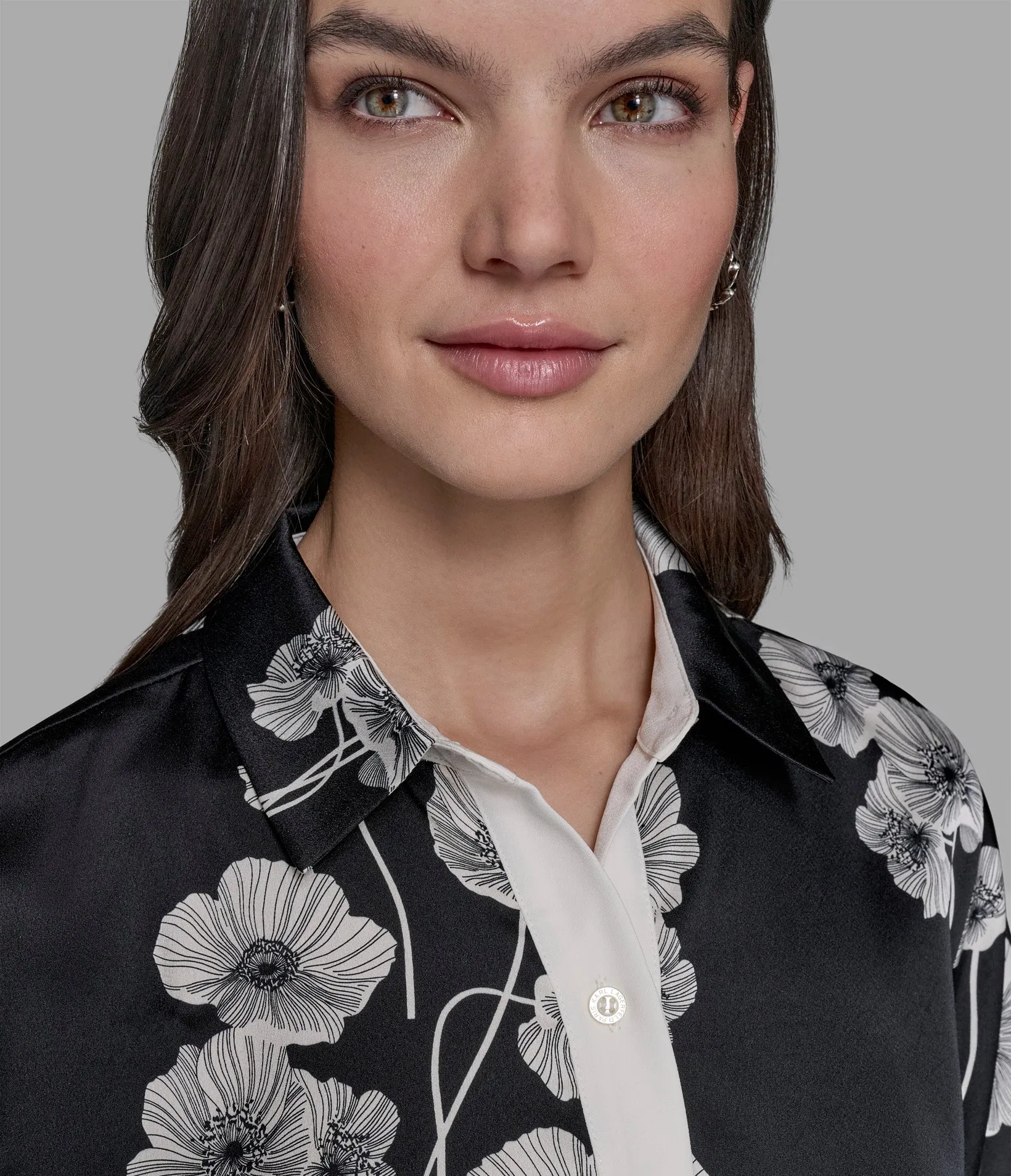 SHORT SLEEVE SILKY CAMP SHIRT sold by Karl Lagerfeld Paris product image thumbnail 5