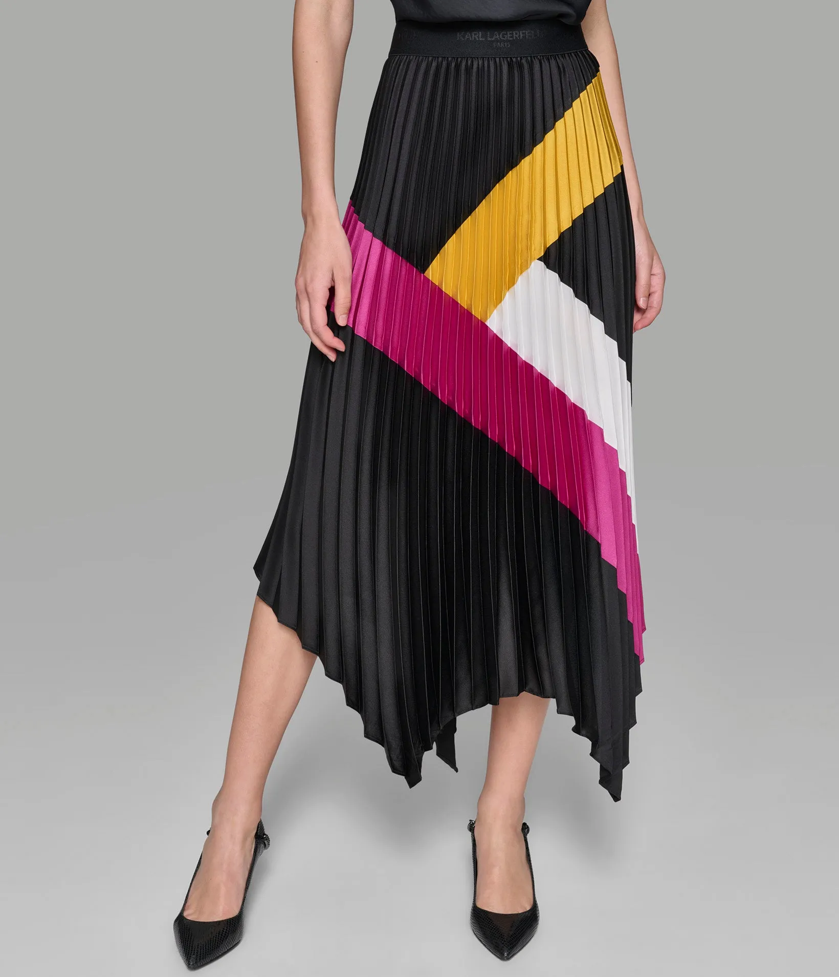 【SaturdayClub】Colorblock Pleated Skirt ワンピース 81IgXkeLmRL._AC_SY445_.jpg
