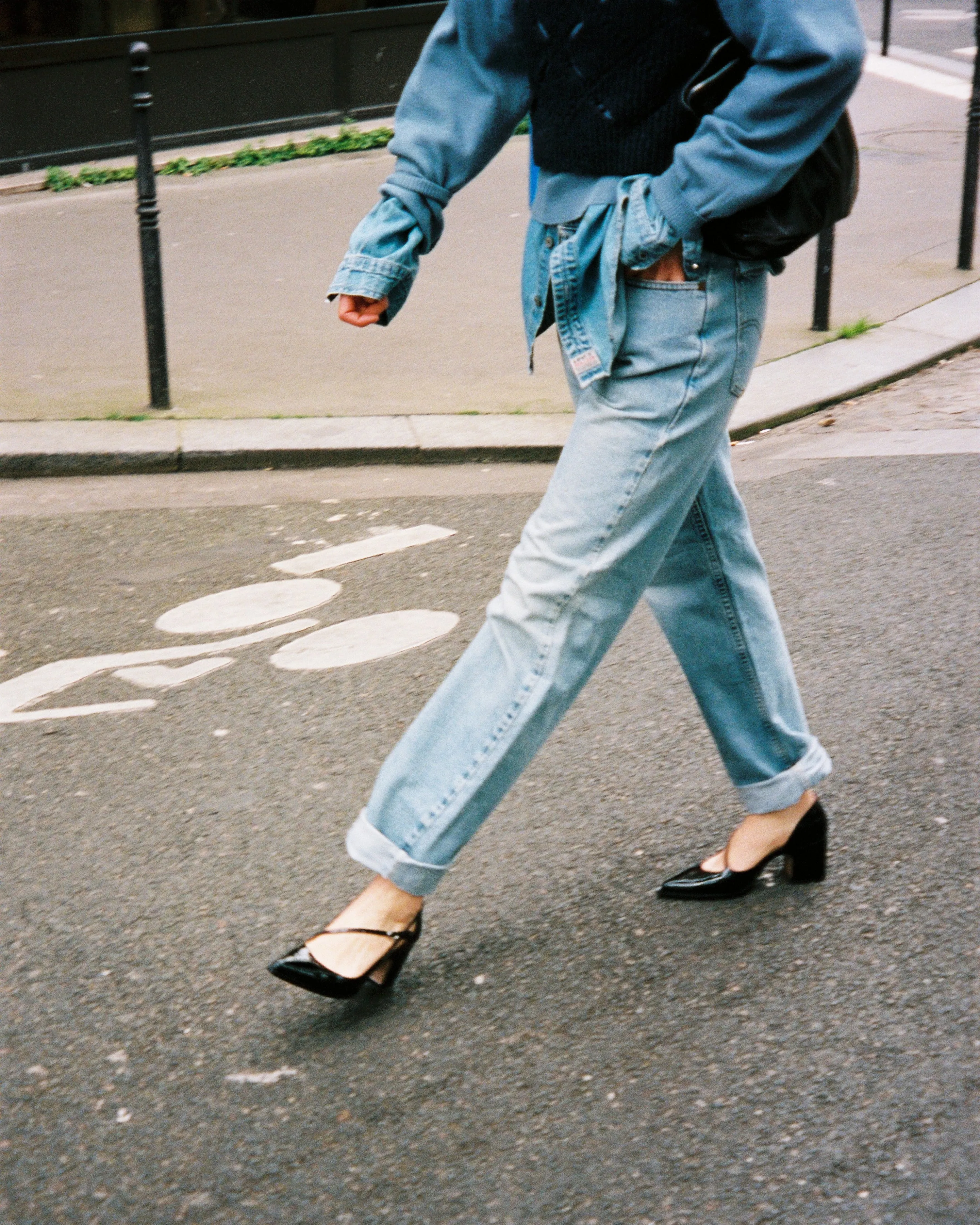 THEOFFICE - Escarpins - Verni Noir sold by Nomasei product image thumbnail 3