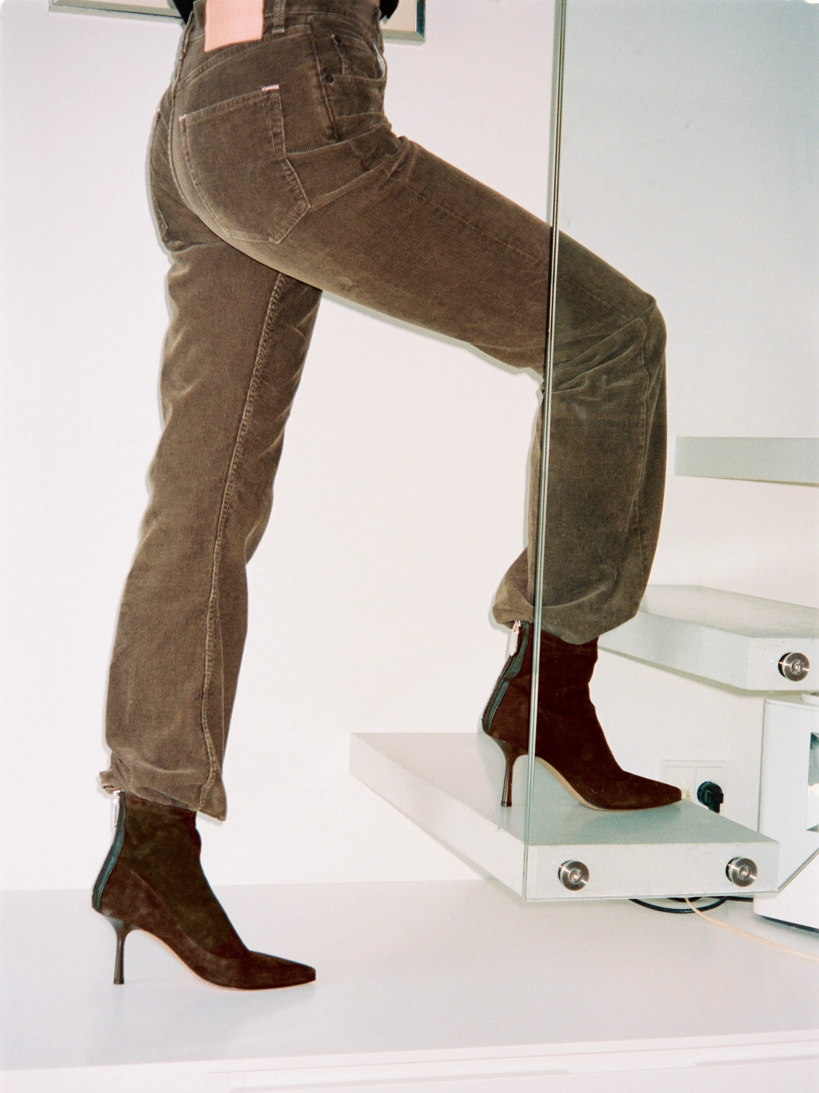 LOOPING - Bottines - Camoscio Brun sold by Nomasei product image thumbnail 3