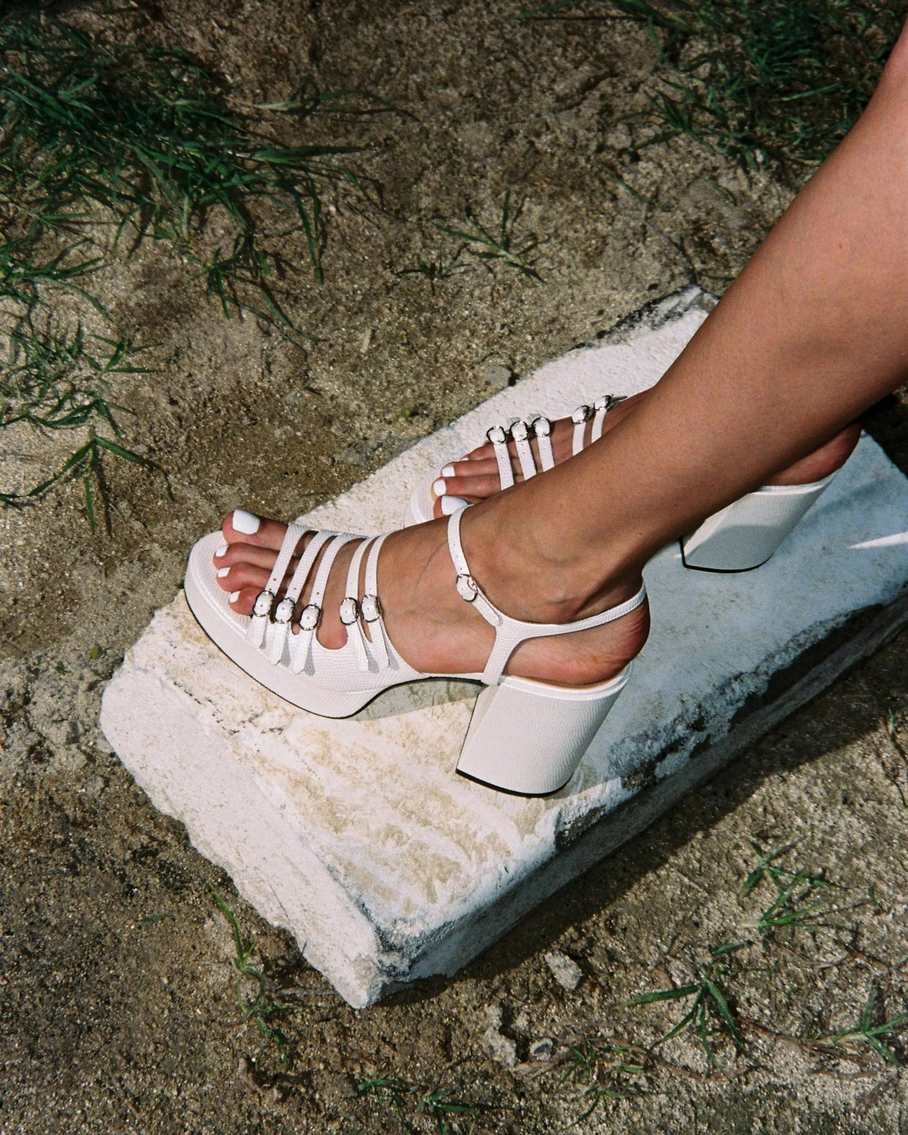 FRENCHKISS- Sandales - Embossés Blanc sold by Nomasei product image thumbnail 5