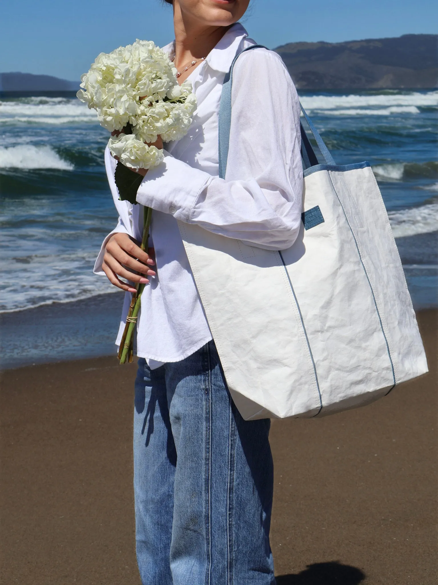 Iconic Shopper sold by Out of the Woods product image thumbnail 3