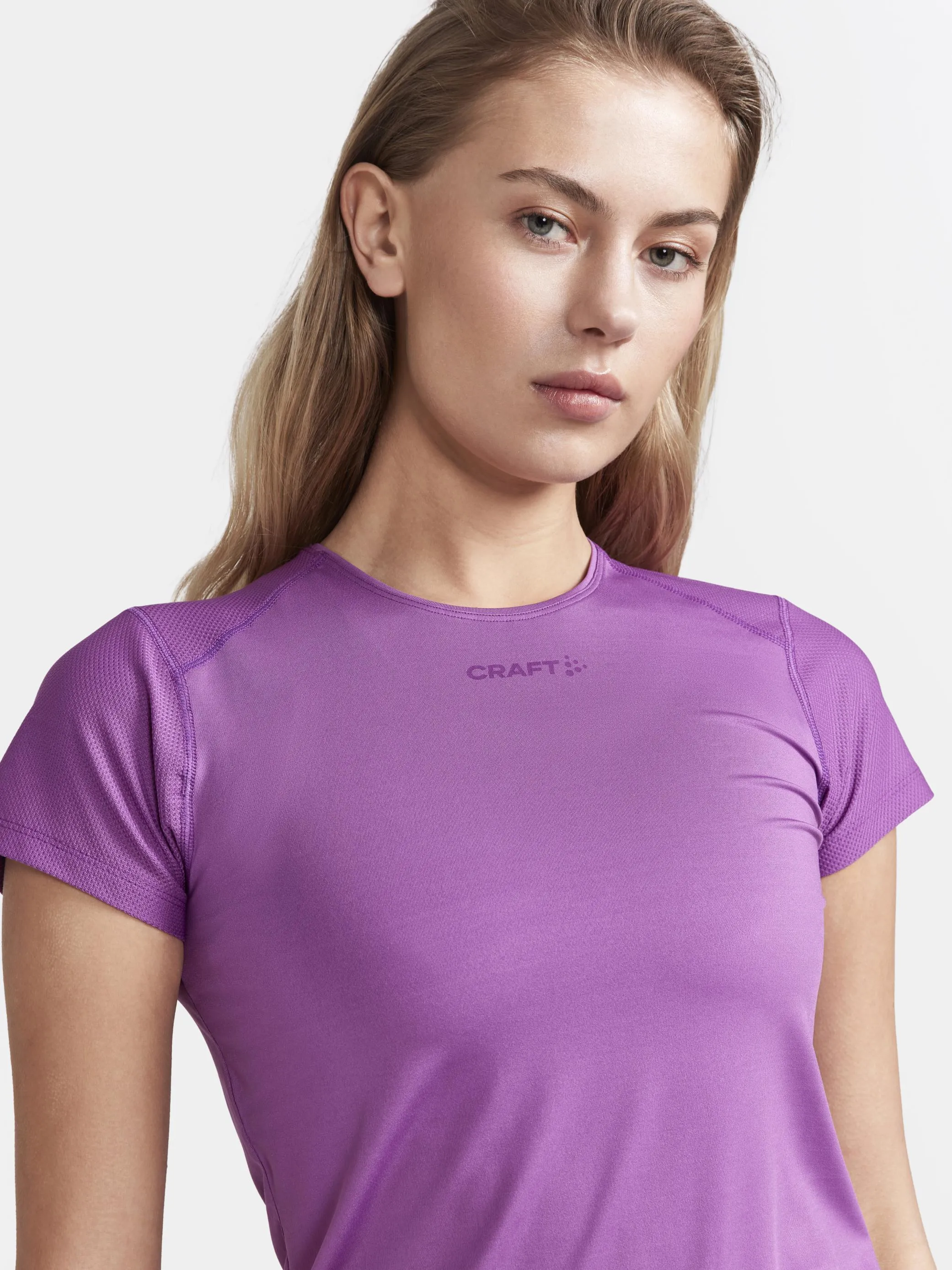 WOMENS ADV ESSENCE SS SLIM TEE - CASSIUS sold by Craft Sportswear product image thumbnail 3