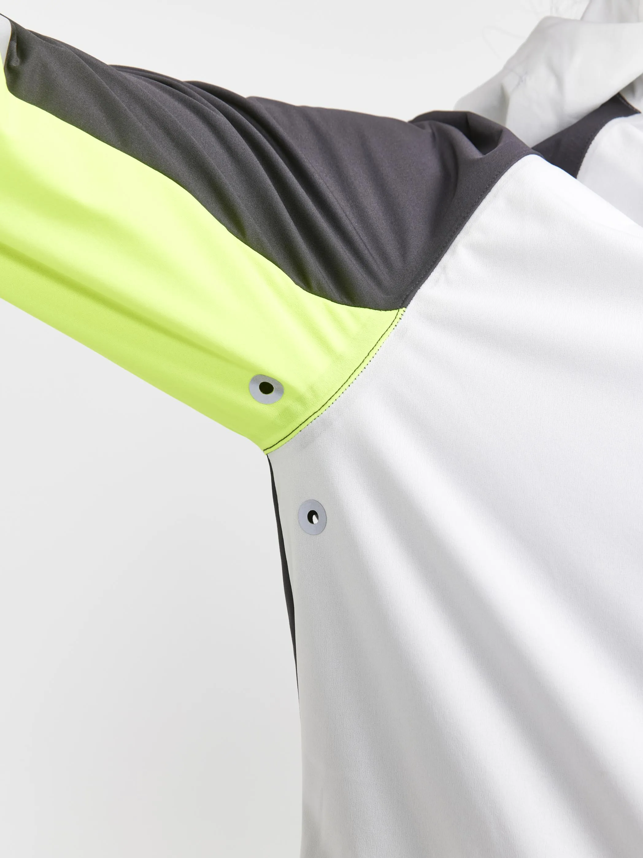 WOMEN'S PRO HYDRO LUMEN RUNNING JACKET 2 - ASH WHITE-SLATE sold by Craft Sportswear product image thumbnail 4