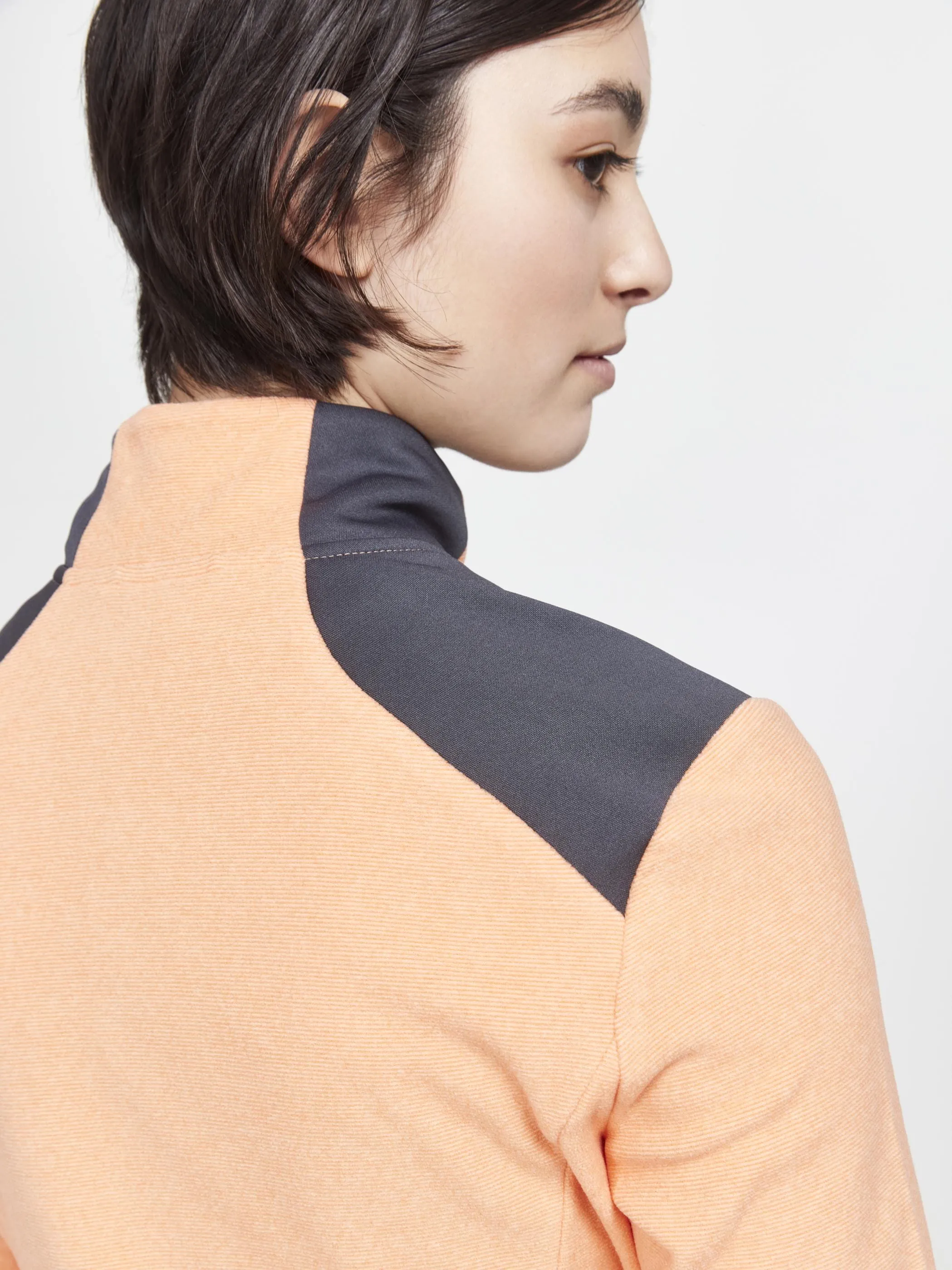 WOMEN'S CORE EDGE THERMAL MIDLAYER - GLOW-ASPHALT sold by Craft Sportswear product image thumbnail 2