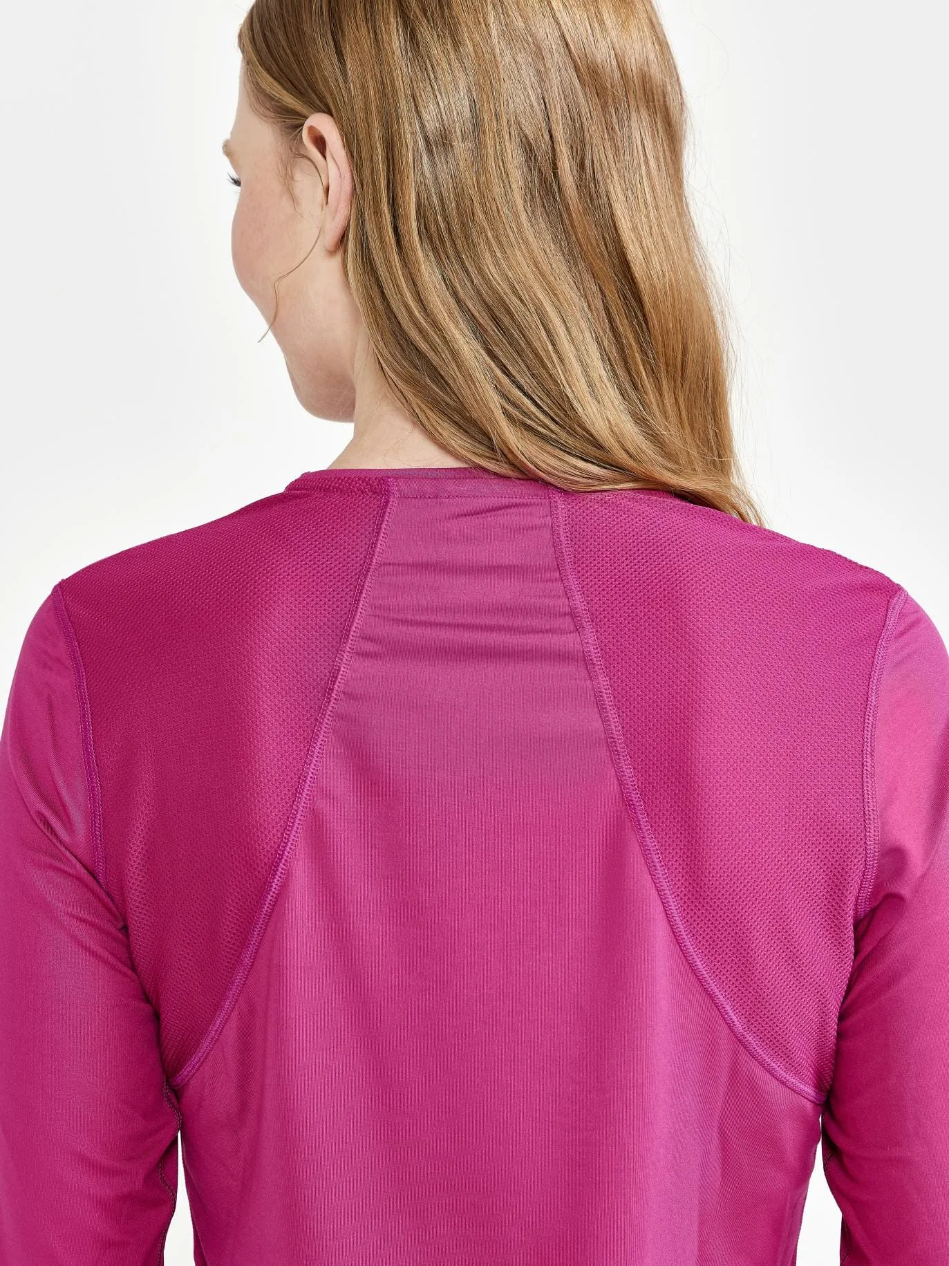 WOMEN'S ADV ESSENCE LONG SLEEVE TRAINING TEE - ROXO sold by Craft Sportswear product image thumbnail 4