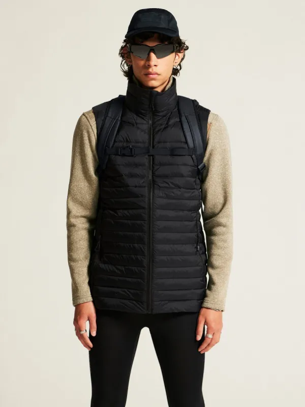 MEN'S ADV EXPLORE LIGHT DOWN VEST sold by Craft Sportswear