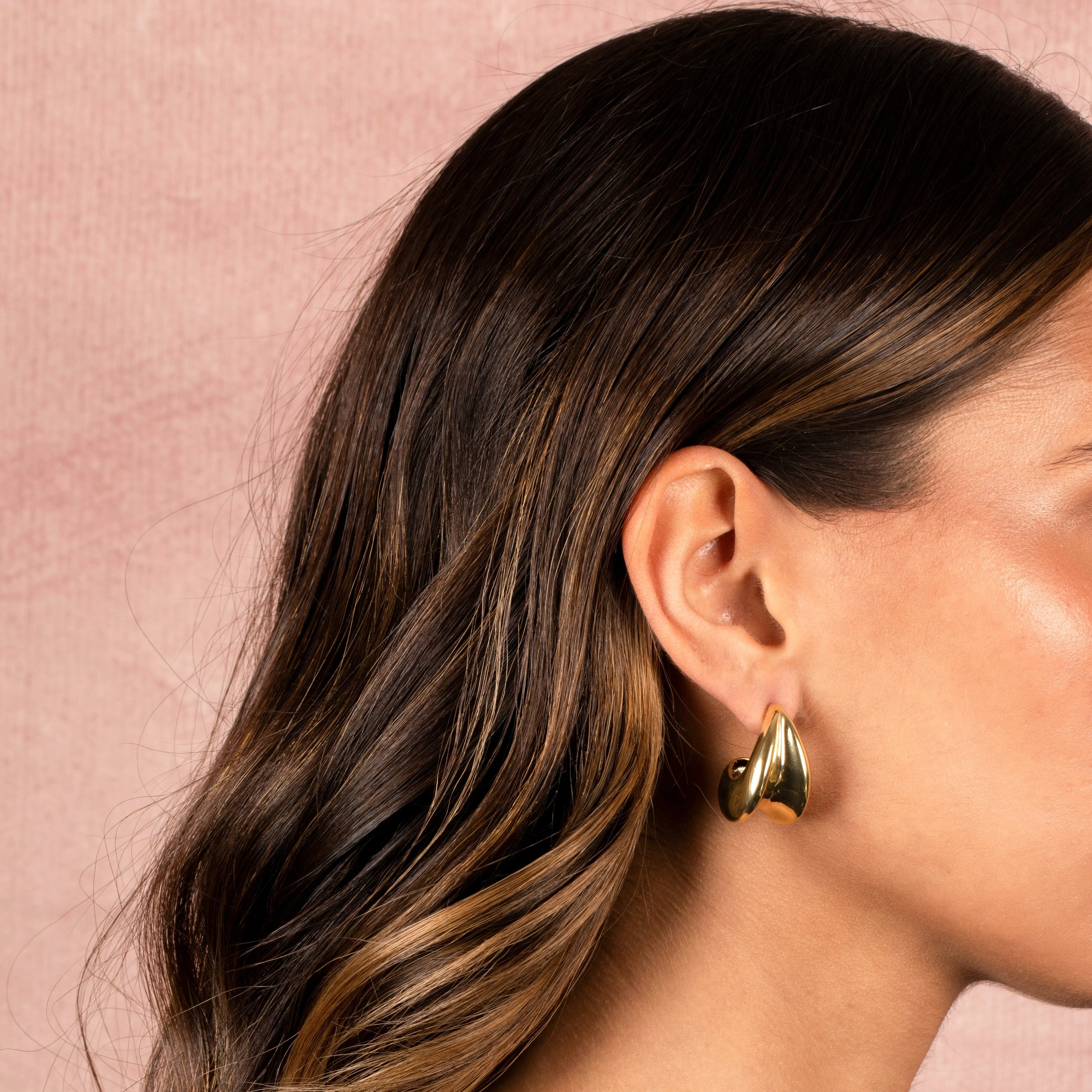 Solid Wide Curved Chunky Stud Earring sold by Adina Eden's product image thumbnail 2