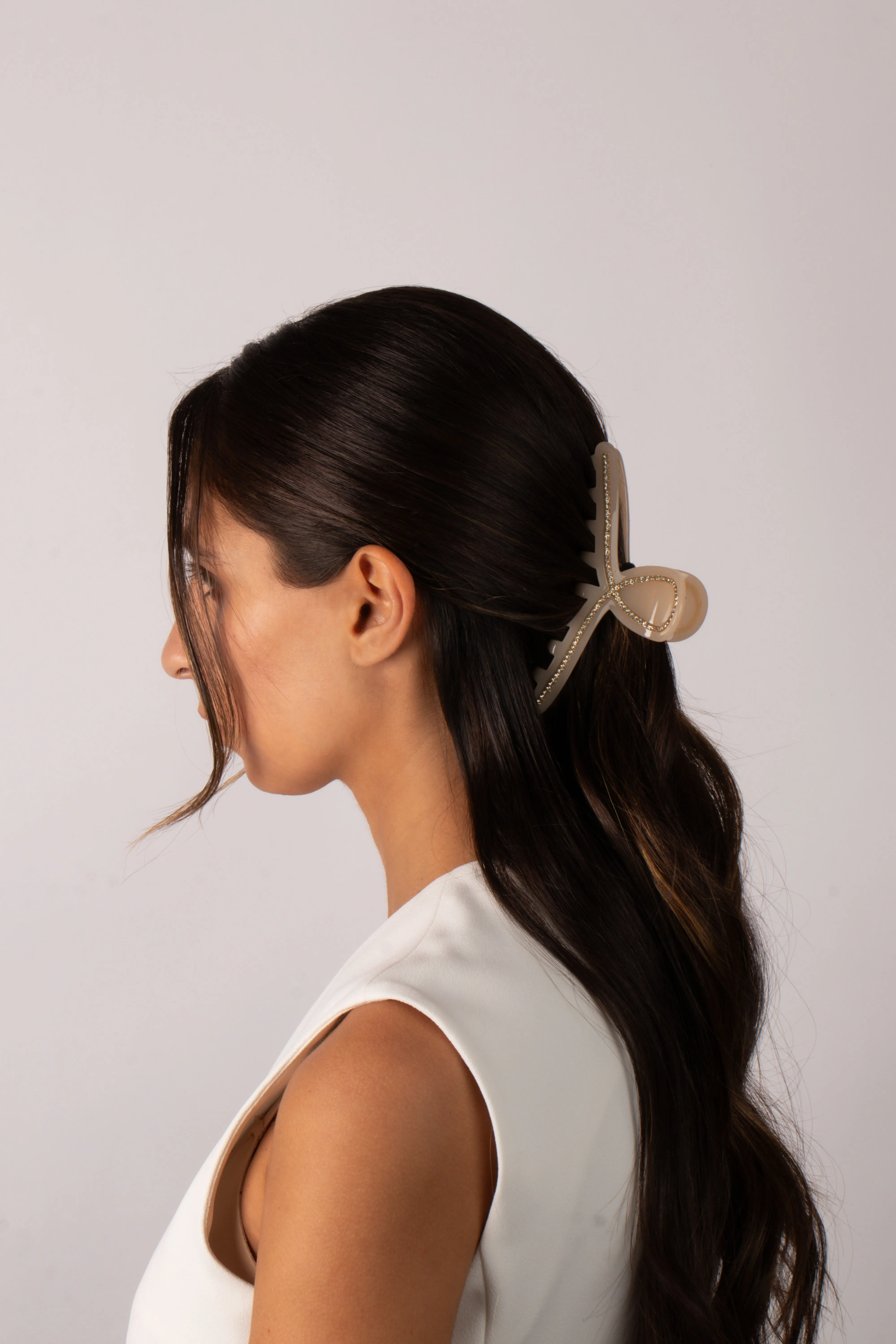 Rhinestone Loop Large Claw Clip sold by Adina Eden's product image thumbnail 4