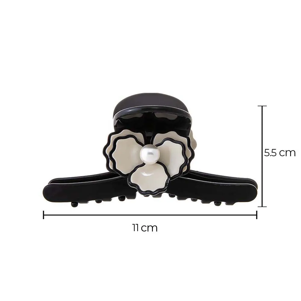 Pearl Flower Loop Large Claw Clip sold by Adina Eden's product image thumbnail 4