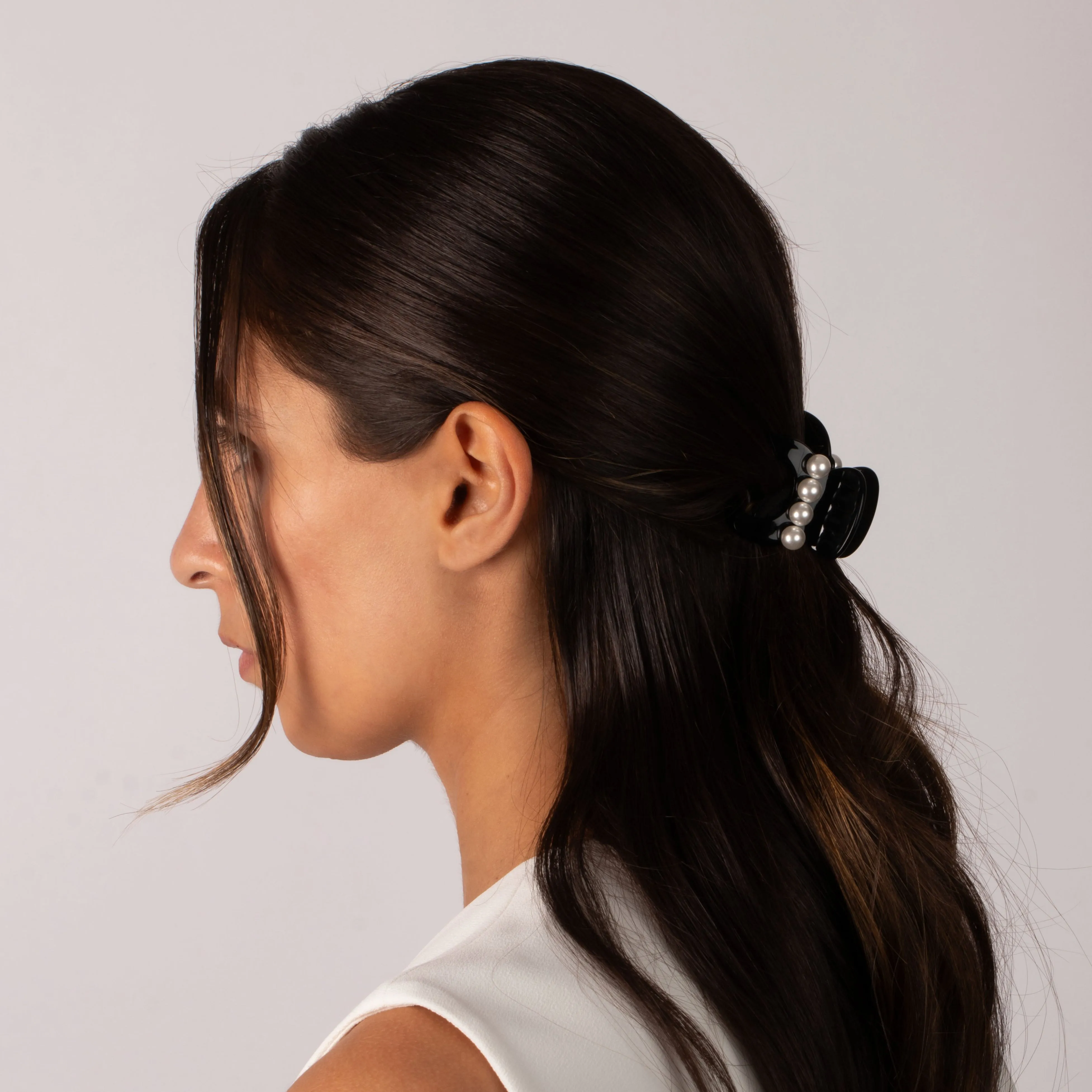 Pearl Octopuse Medium Claw Clip sold by Adina Eden's product image thumbnail 3