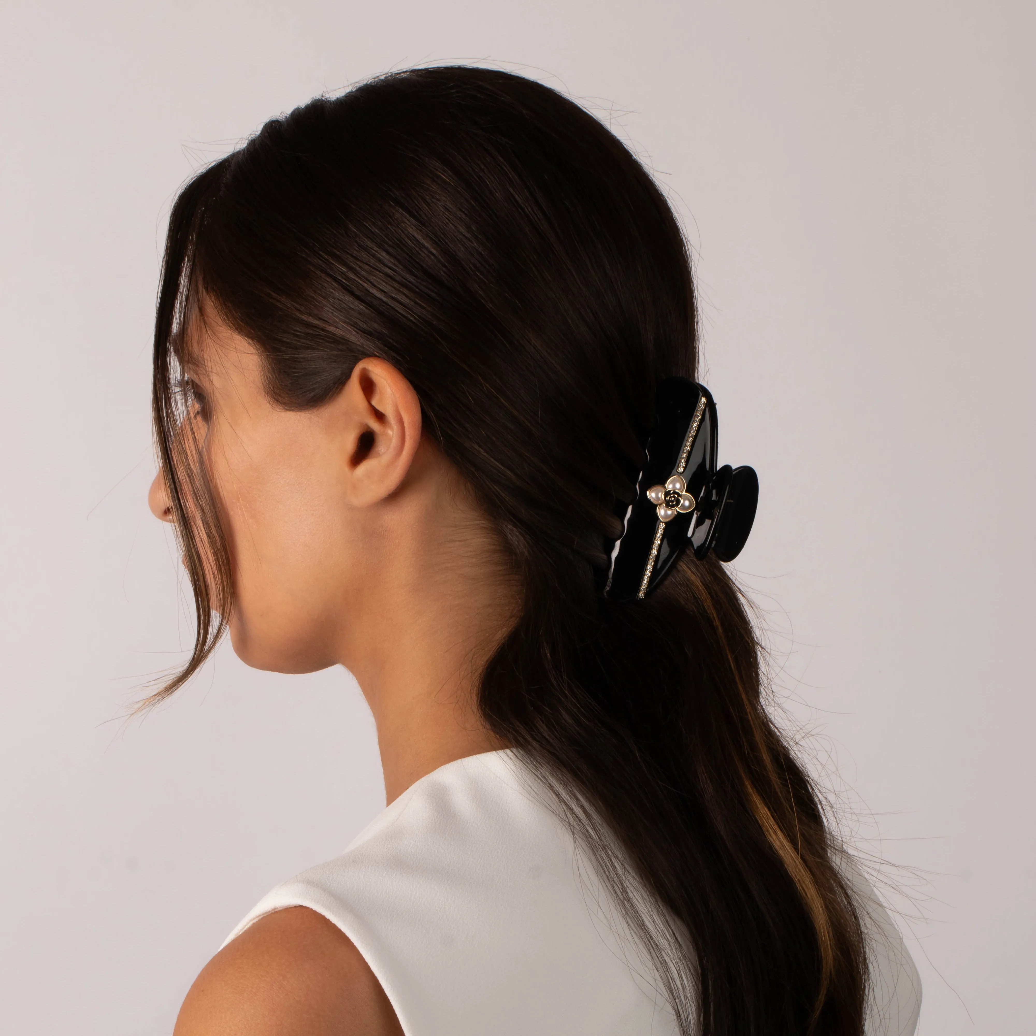 Pearl Flower W/ Rhinestone Large Claw Clip sold by Adina Eden's product image thumbnail 2
