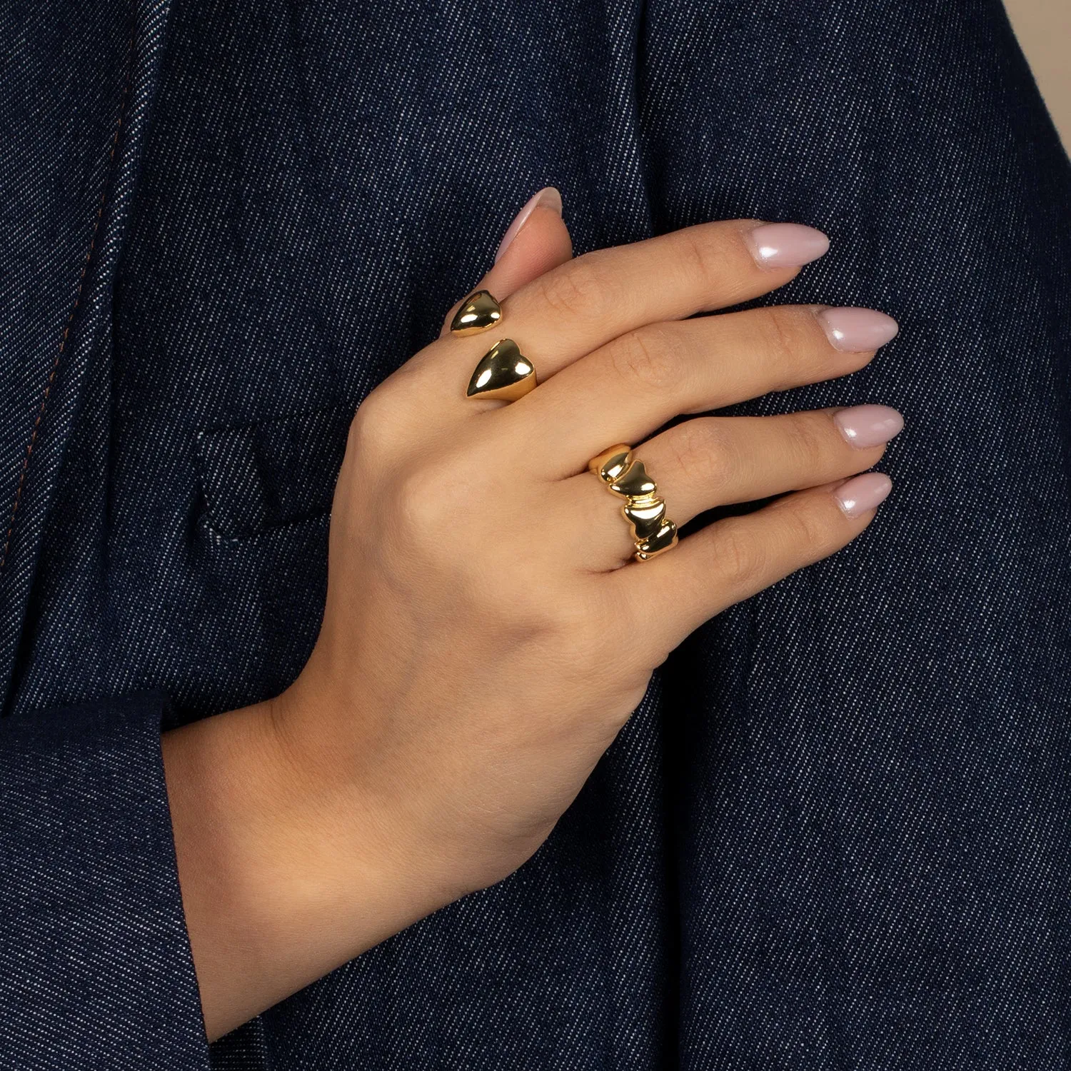 Solid Curved Hearts Band Ring sold by Adina Eden's product image thumbnail 2