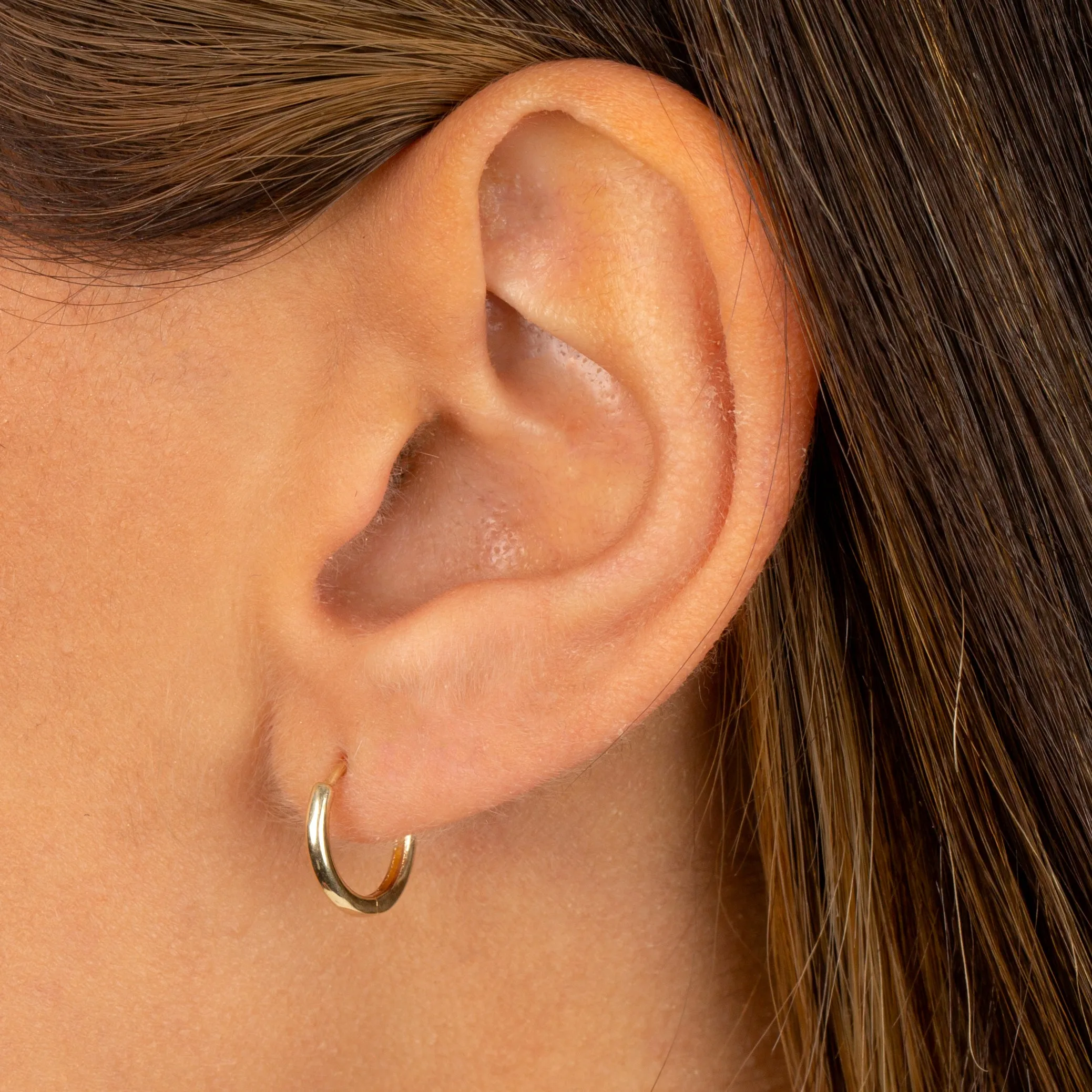 Solid Hollow Rounded Hoop Earring 14K sold by Adina Eden's product image thumbnail 2