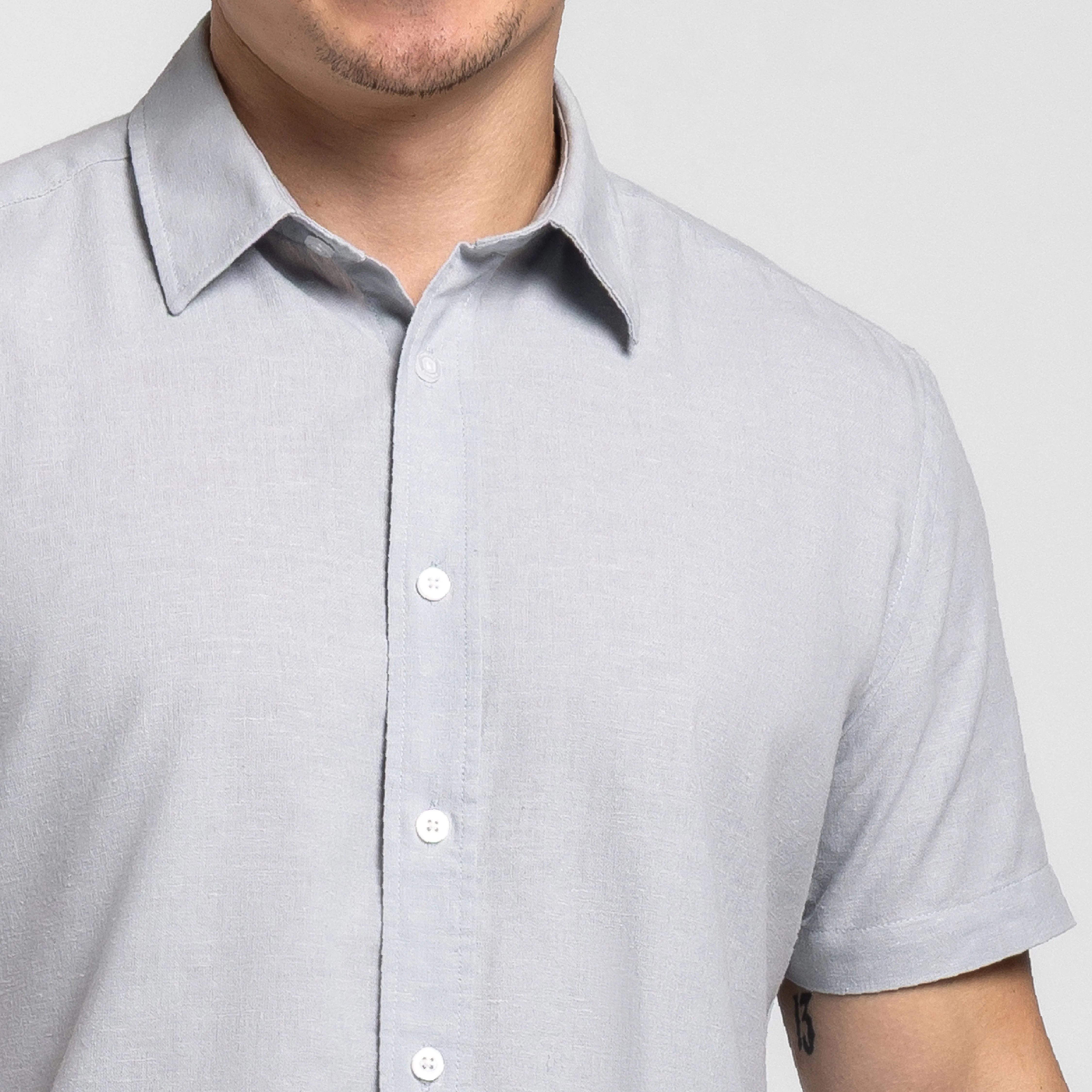 Muted Green Linen Short Sleeve Shirt sold by Ash & Erie product image thumbnail 4