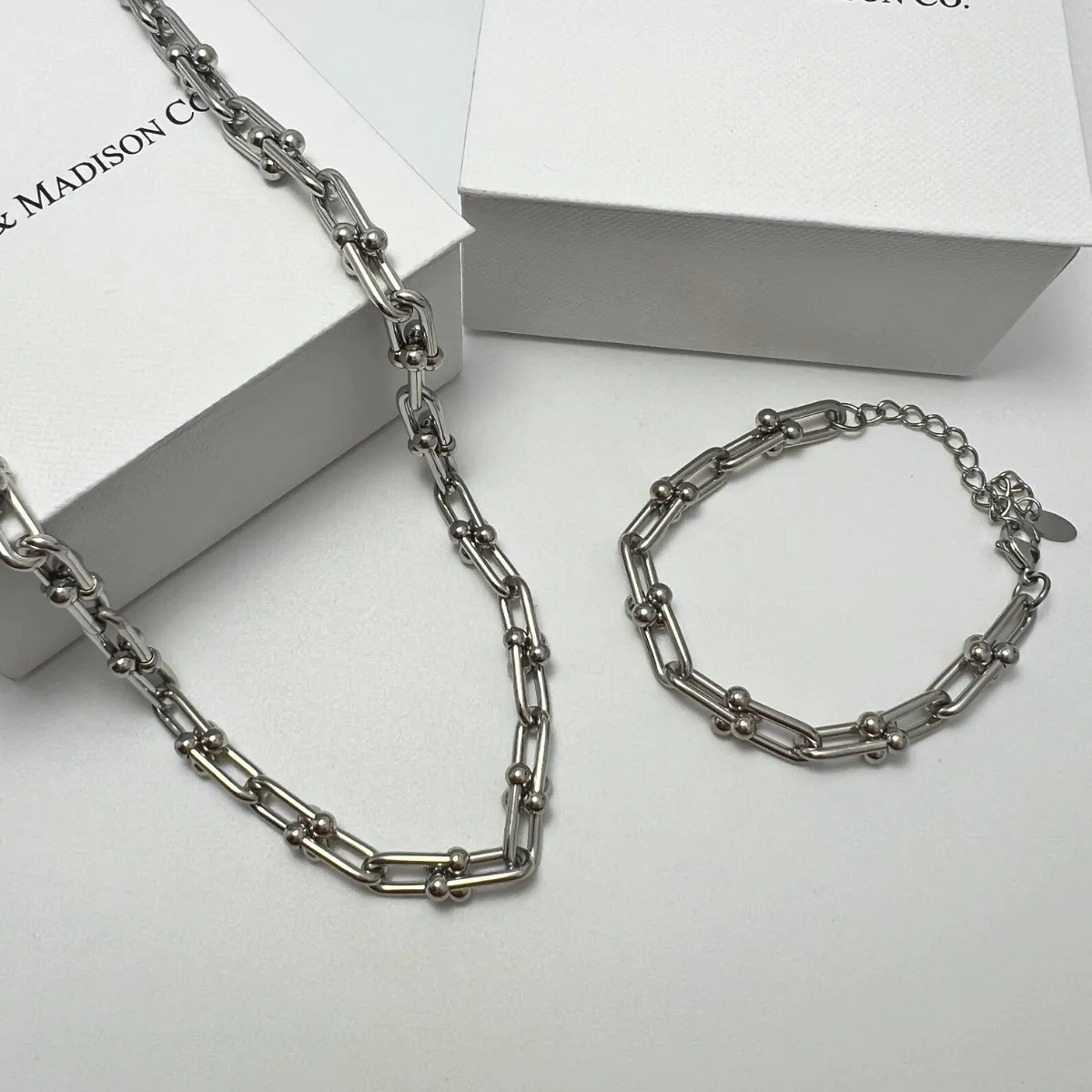 Graduated Link Chain Bundle Set sold by Mason & Madison Co. product image thumbnail 2