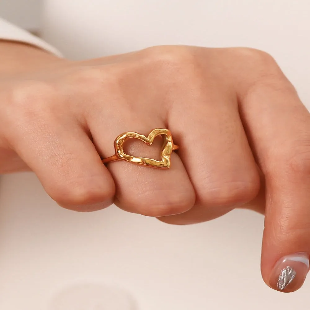 18K Gold Heart Ring sold by Mason & Madison Co. product image thumbnail 2