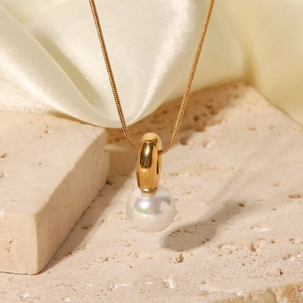 Pearl Pendant Necklace sold by Mason & Madison Co. product image thumbnail 3