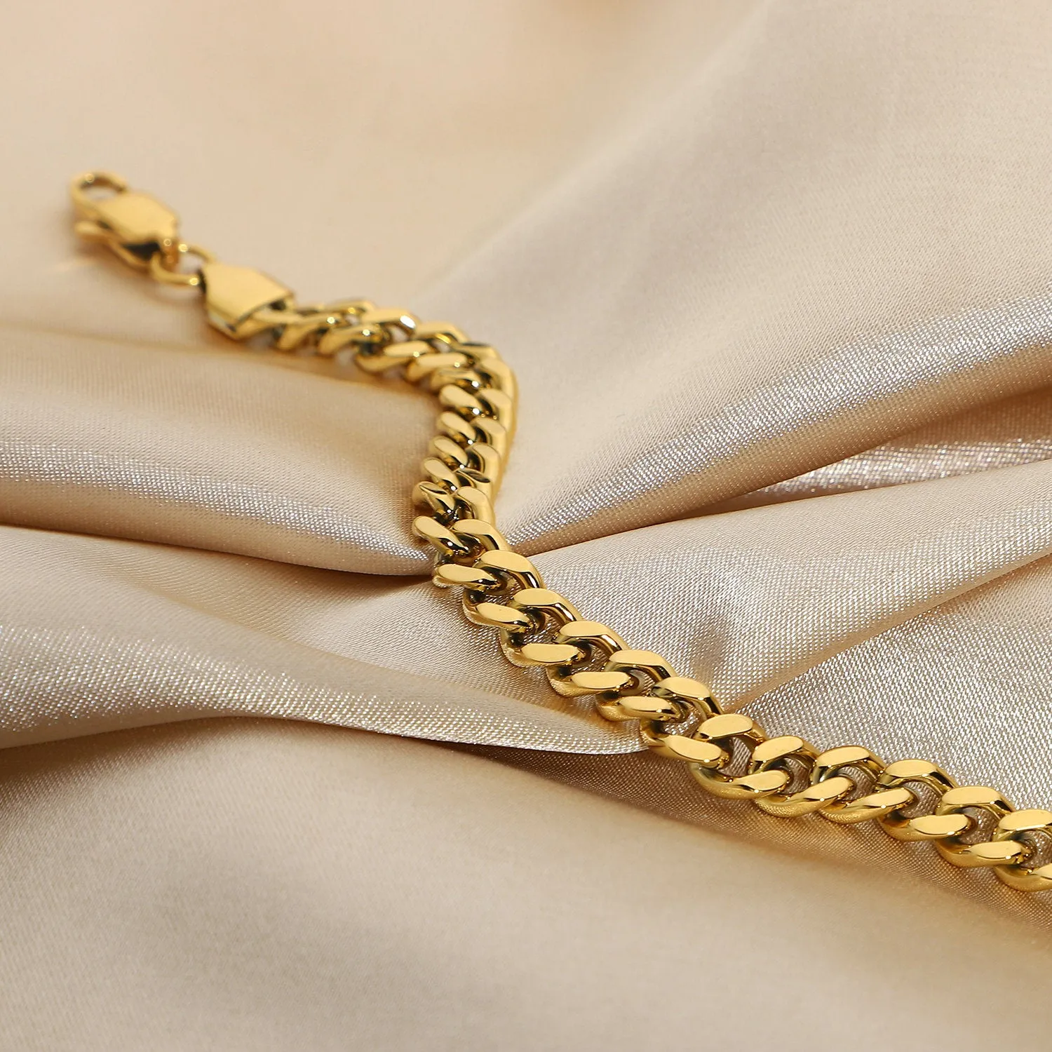 Gold Cable Chain Necklace sold by Mason & Madison Co. product image thumbnail 5