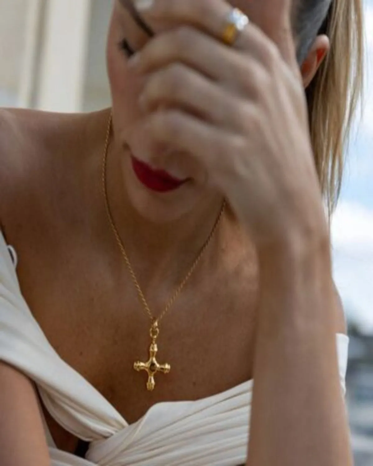 18K Gold Cross Pendant Necklace sold by Mason & Madison Co. product image thumbnail 3