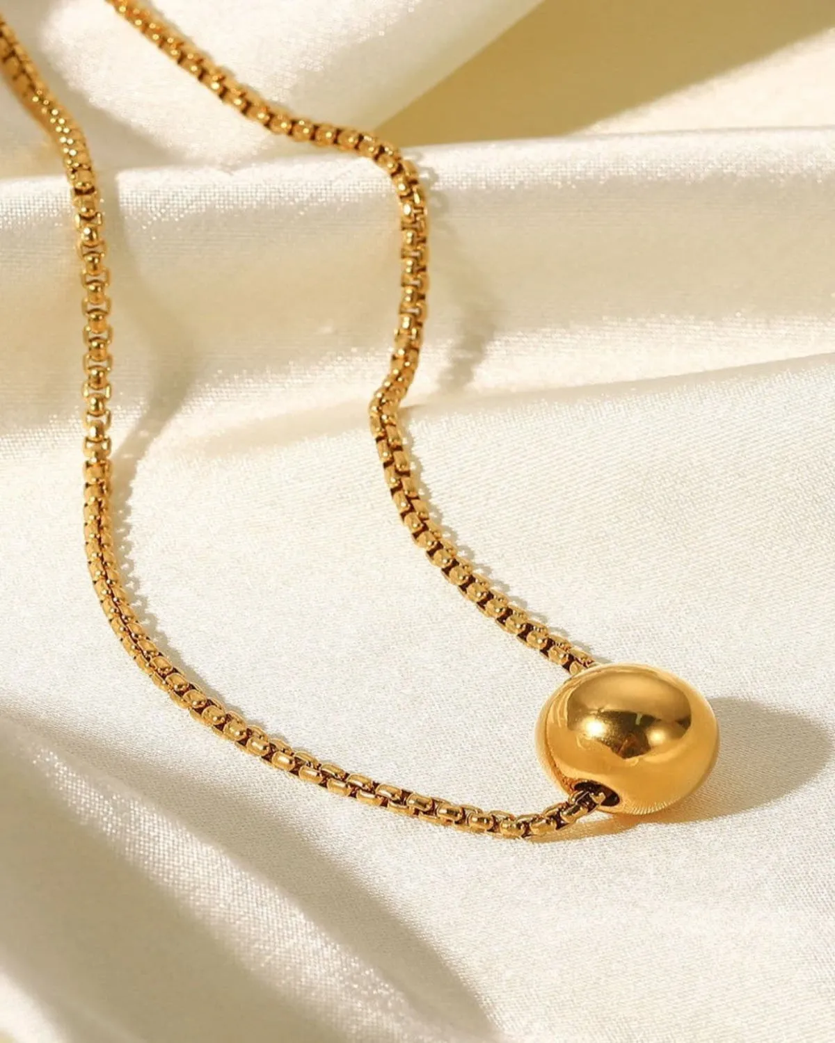 18K Gold Pendant Necklace with Round Ball sold by Mason & Madison Co. product image thumbnail 4