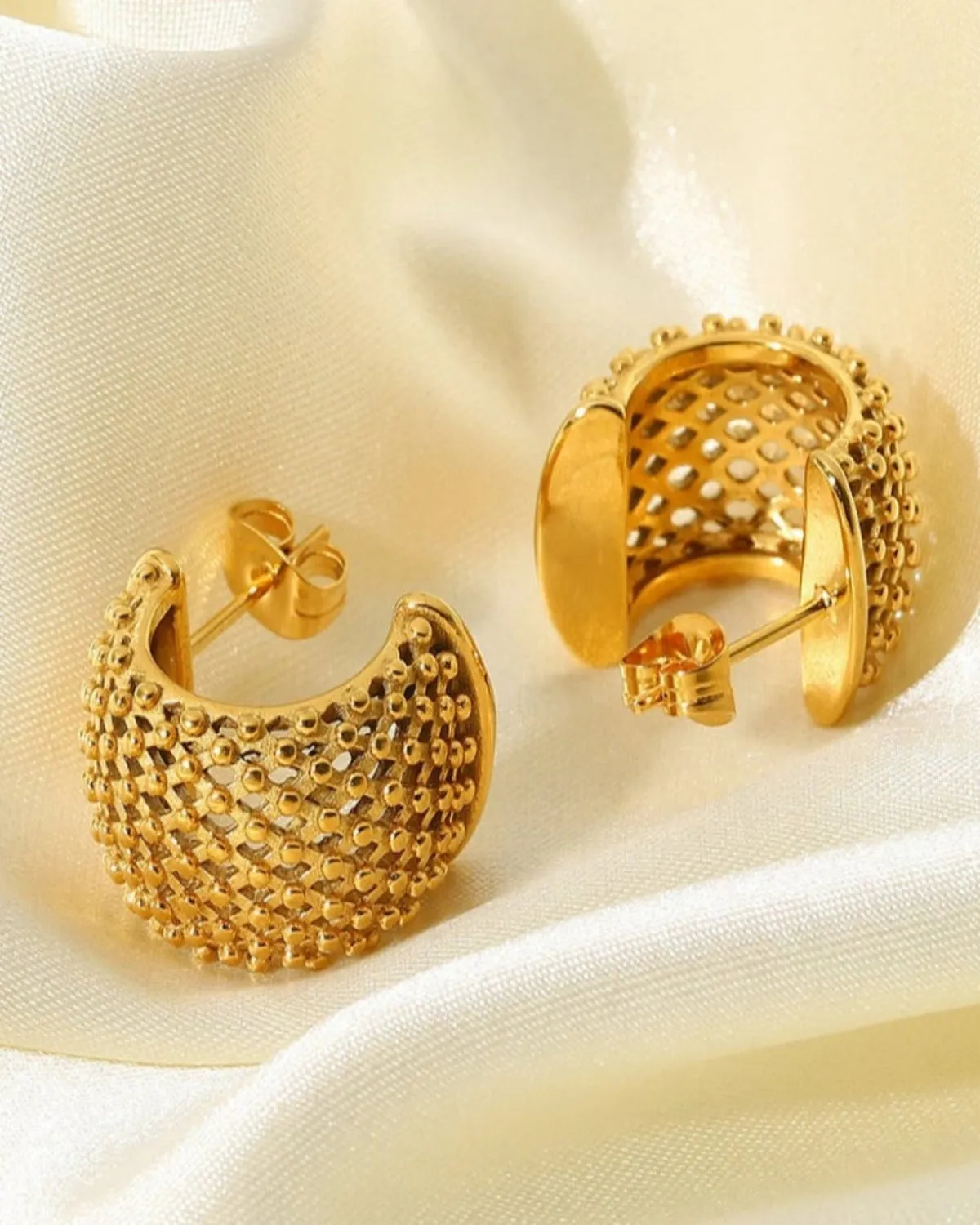 18K Gold Hoop Earrings - Mesh Half sold by Mason & Madison Co. product image thumbnail 3