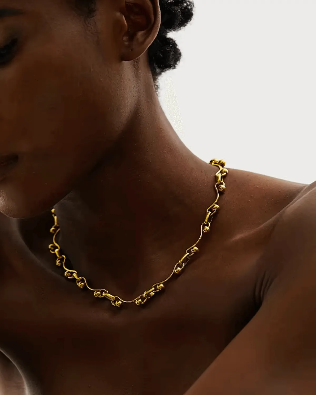 18K Gold Link Chain Necklace sold by Mason & Madison Co. product image thumbnail 2