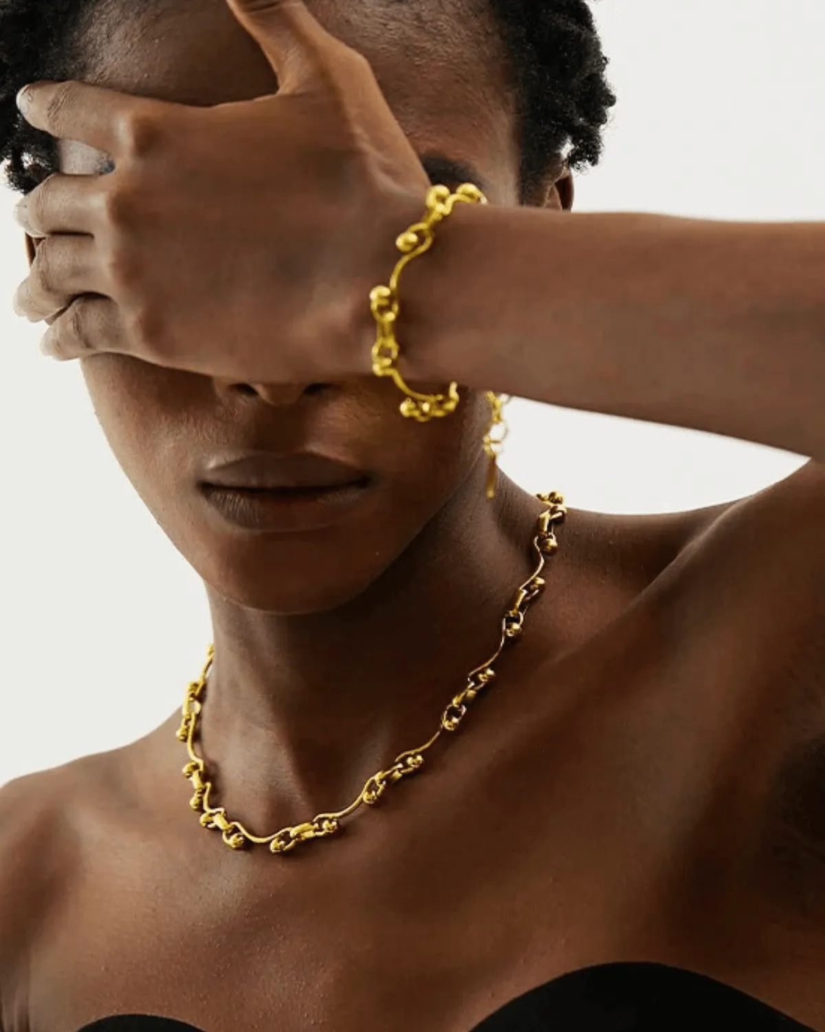 18K Gold Link Chain Necklace sold by Mason & Madison Co. product image thumbnail 3