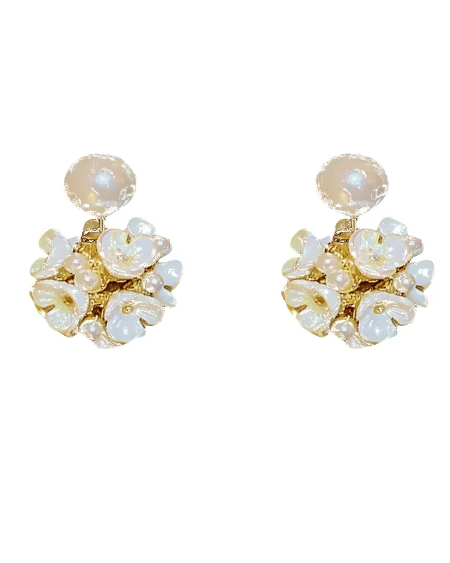 Best Trending 18K Pearl Stud Earrings Gift on Sale for Women, Lady, Mother, Wife sold by Mason & Madison Co.