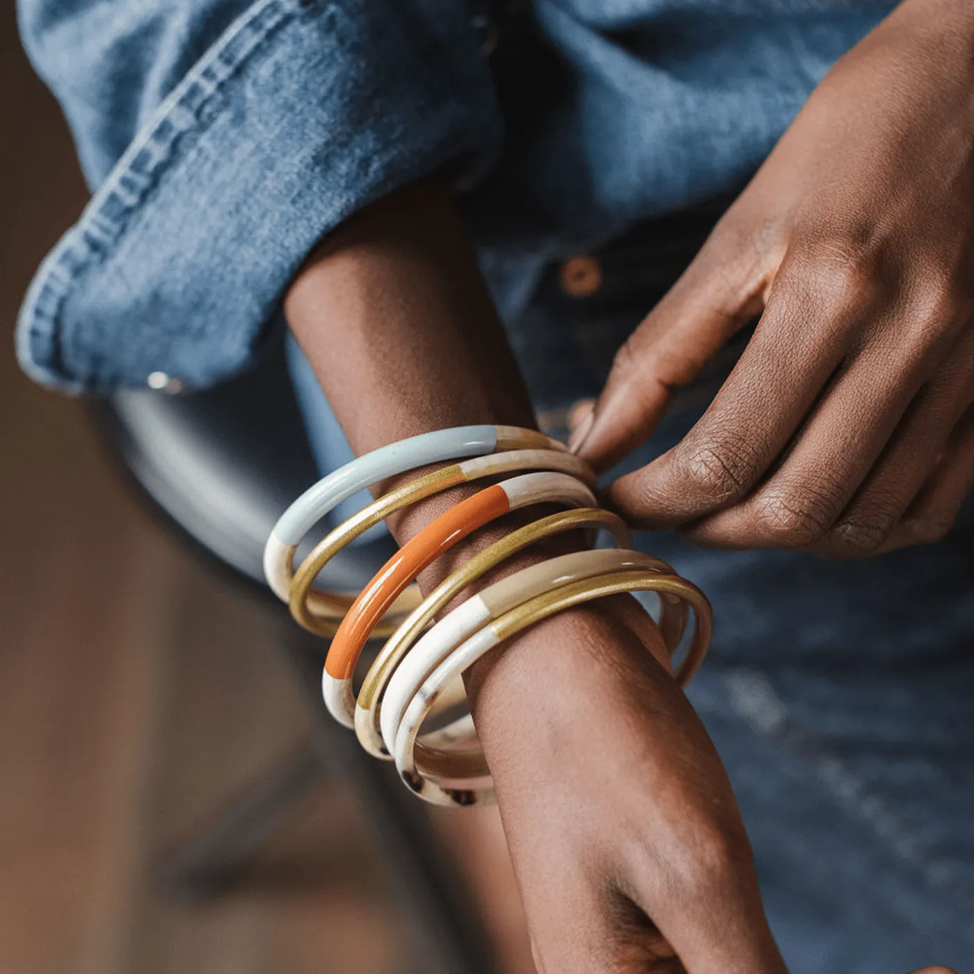 Autumn Metallic Bangle Set sold by Sunshine Tienda product image thumbnail 2