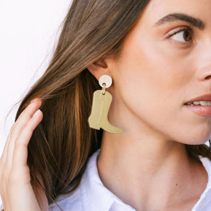 Gold Boot Dangles sold by Sunshine Tienda product image thumbnail 2