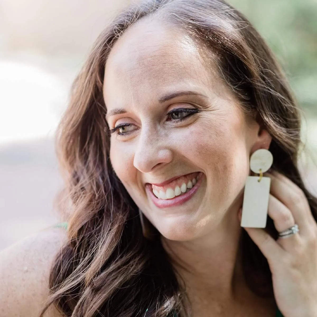 Natural Cabana Earrings sold by Sunshine Tienda product image thumbnail 3