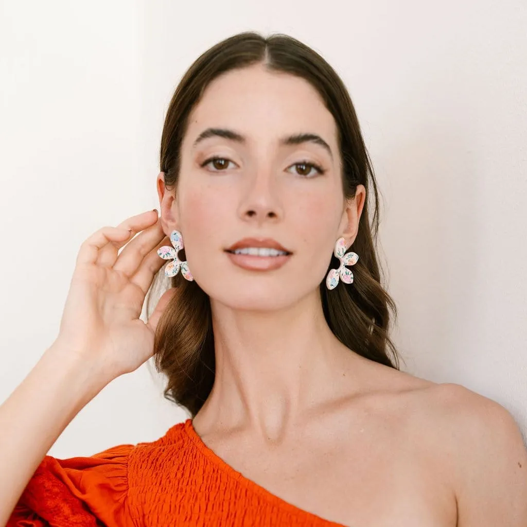 Flor Petal Earrings sold by Sunshine Tienda product image thumbnail 3