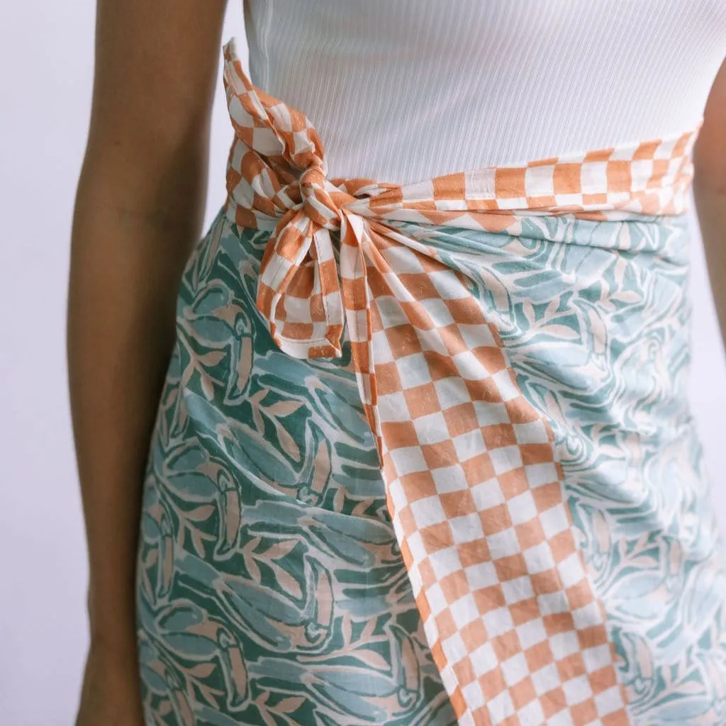 Toucan and Checkered Sarong sold by Sunshine Tienda product image thumbnail 4