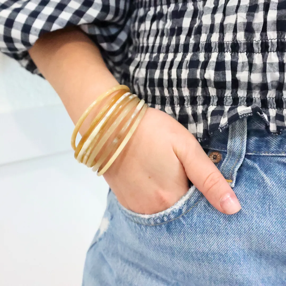 Light Natural Horn Bangle Set sold by Sunshine Tienda product image thumbnail 2