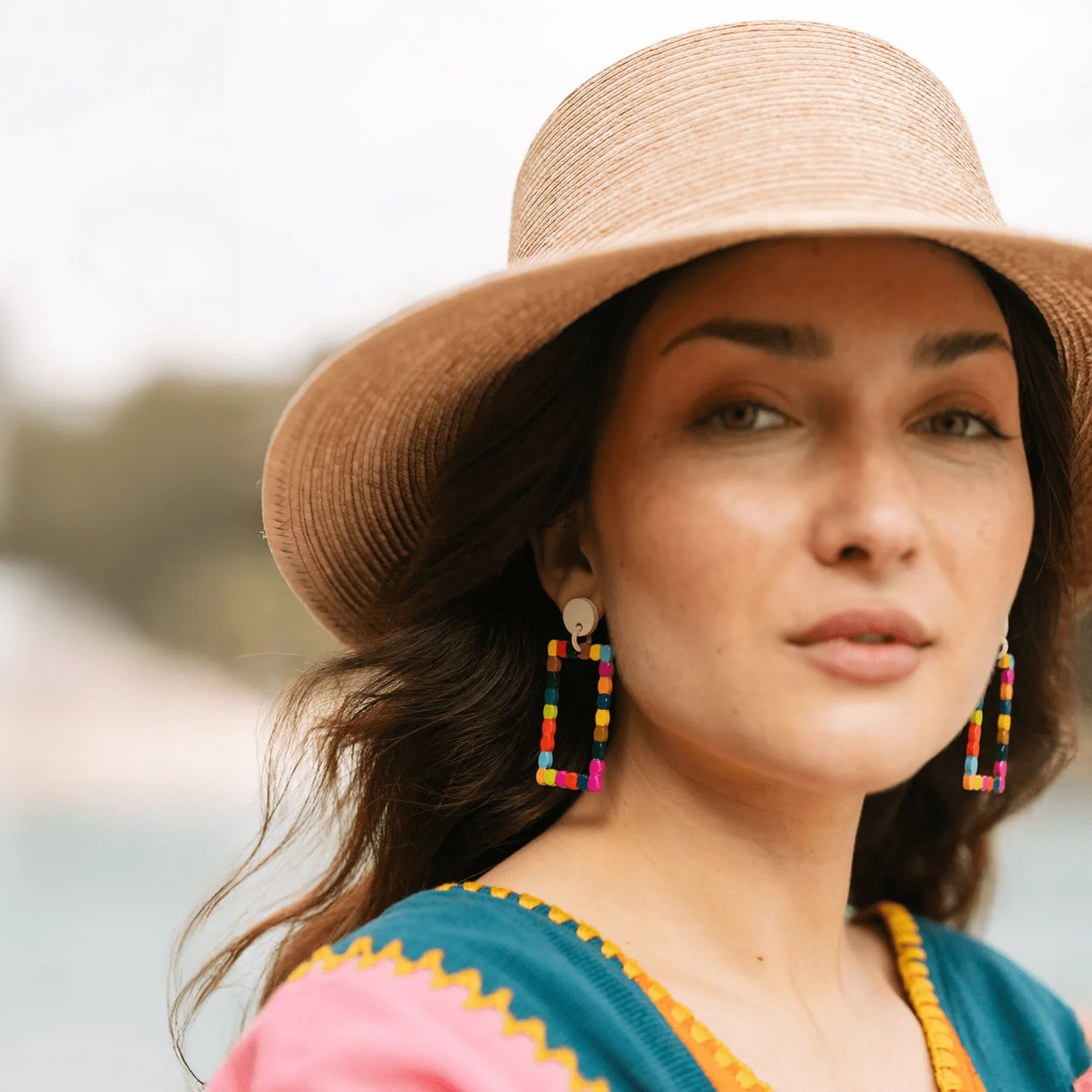 Colorful Dot Dangles sold by Sunshine Tienda product image thumbnail 5