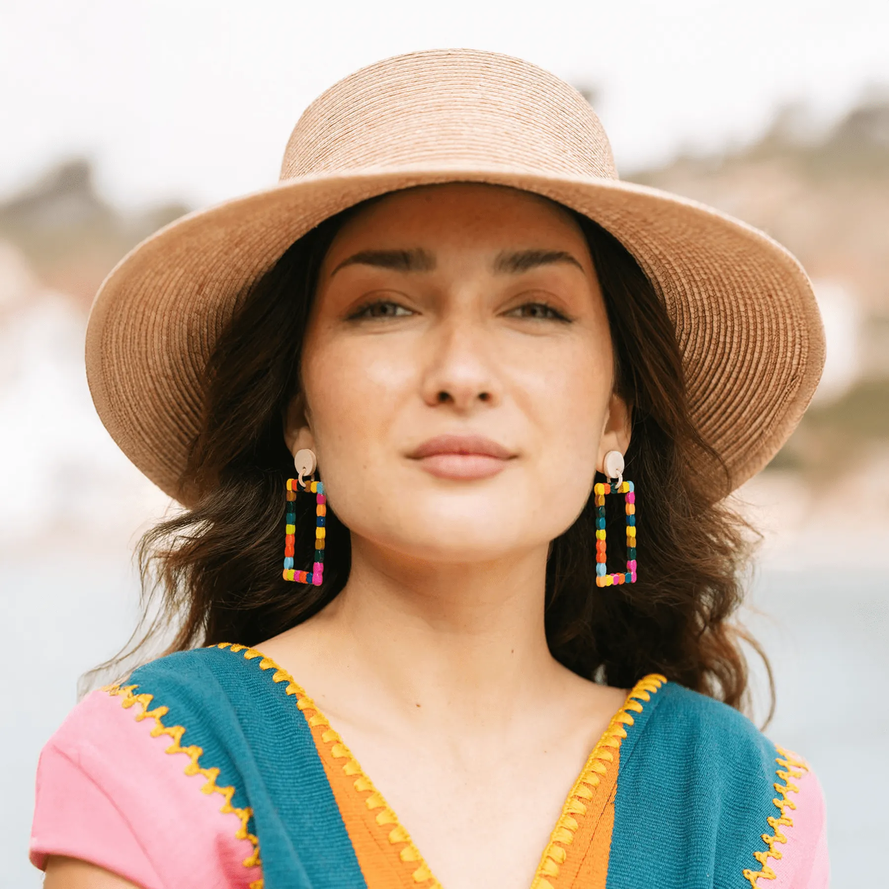 Colorful Dot Dangles sold by Sunshine Tienda product image thumbnail 4