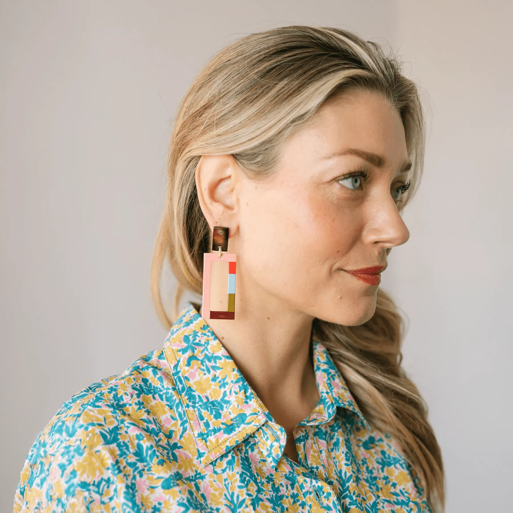 Del Mar Colorblock Earrings sold by Sunshine Tienda product image thumbnail 2