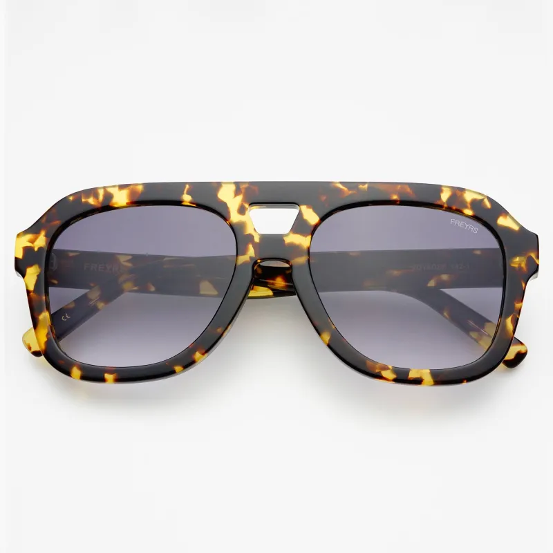 Voyager Acetate Oversized Aviator Sunglasses: Yellow tortoise made by Sunshine Tienda