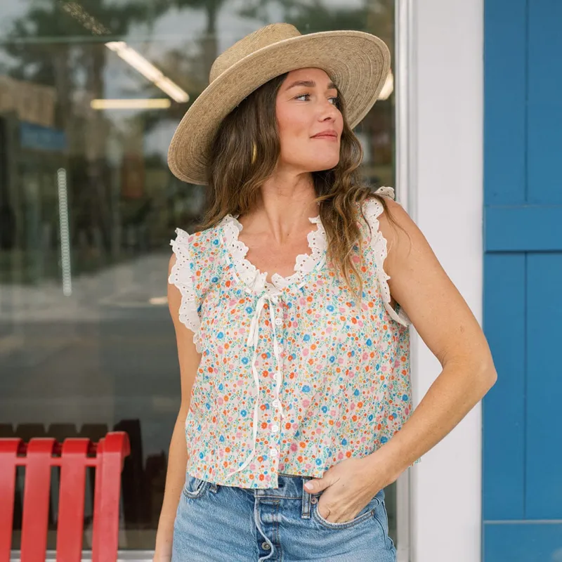 Coastal Daisies Birdie Top made by Sunshine Tienda