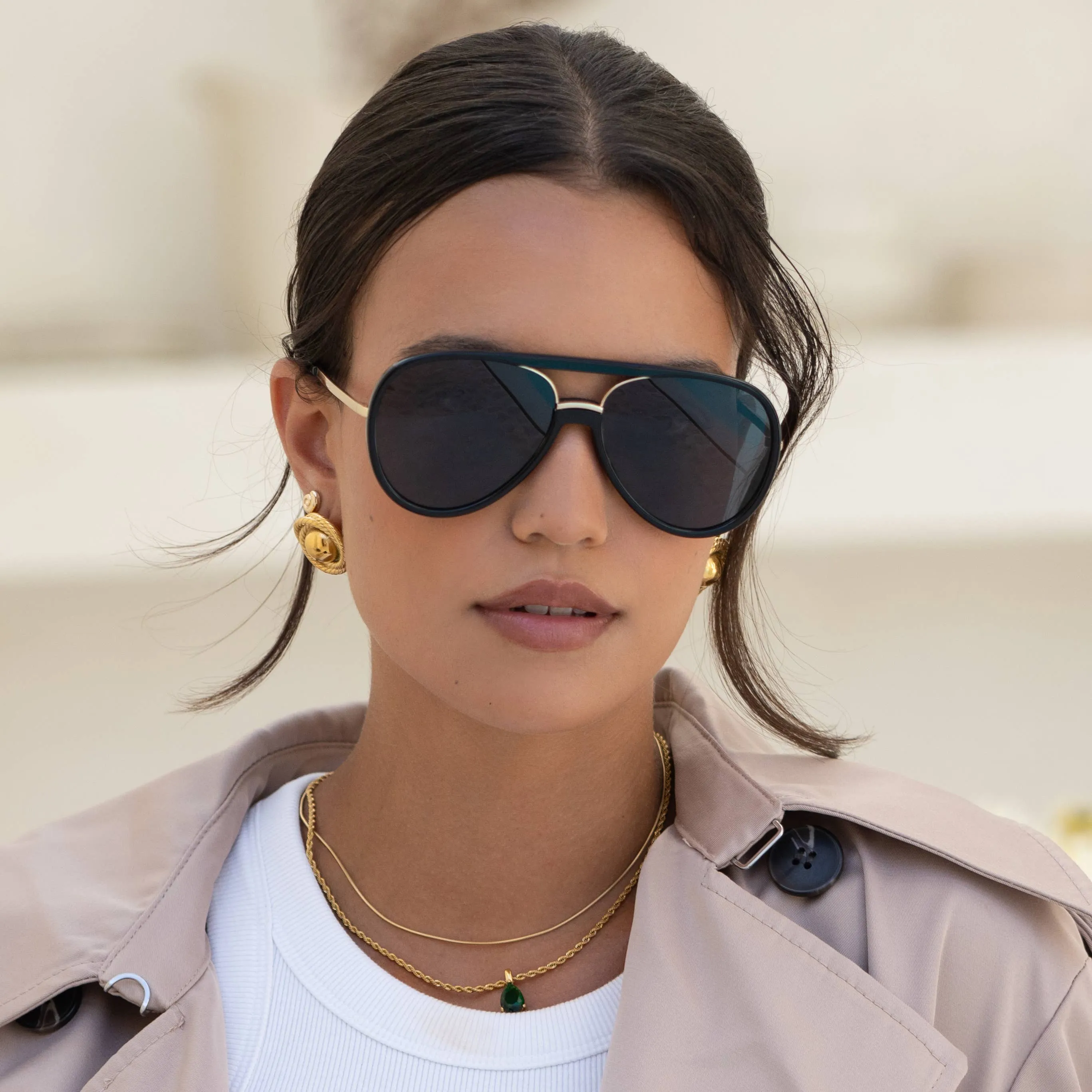 Aviator Sunglasses: Black sold by Sunshine Tienda product image thumbnail 2